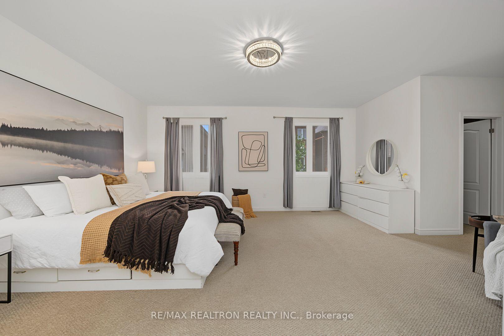 Photo 24 of 28 Brightside Avenue, Richmond Hill, Jefferson — HOMEH