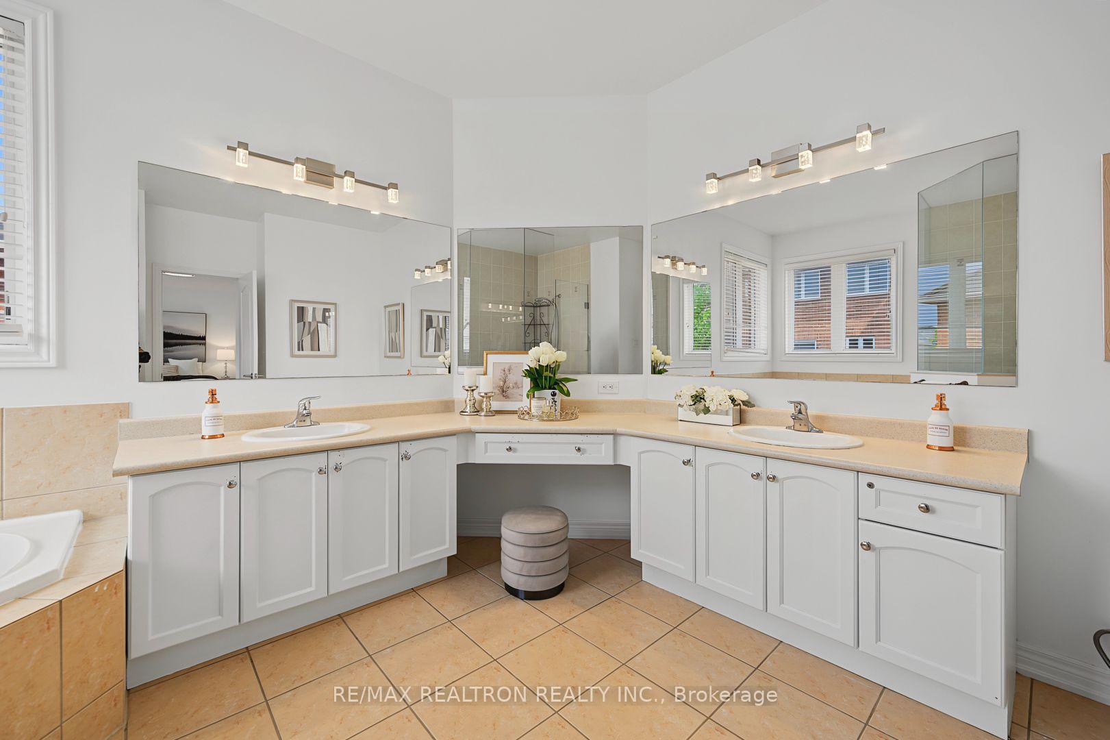 Photo 28 of 28 Brightside Avenue, Richmond Hill, Jefferson — HOMEH