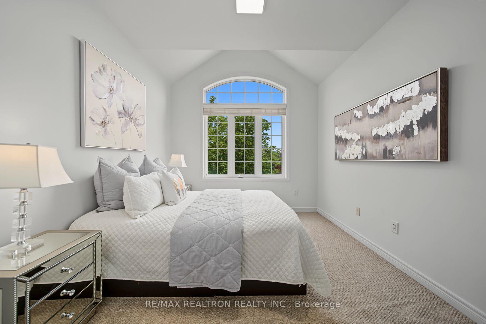 Photo 37 of 28 Brightside Avenue, Richmond Hill, Jefferson — HOMEH