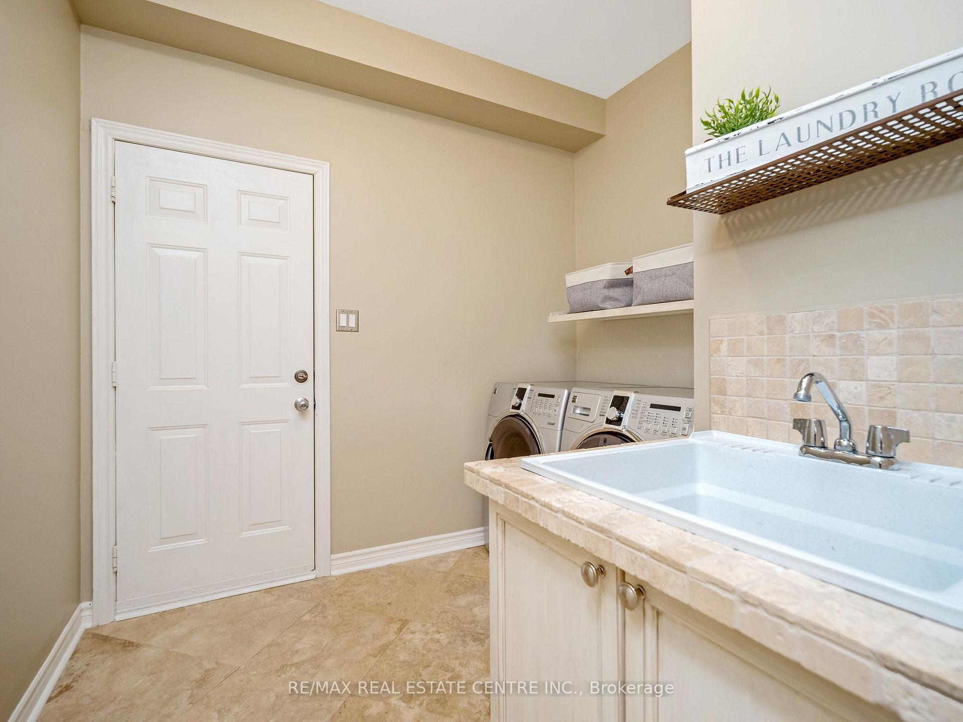 Photo 16 of 15 Trillium Terrace, Halton Hills, Rural Halton Hills — HOMEH