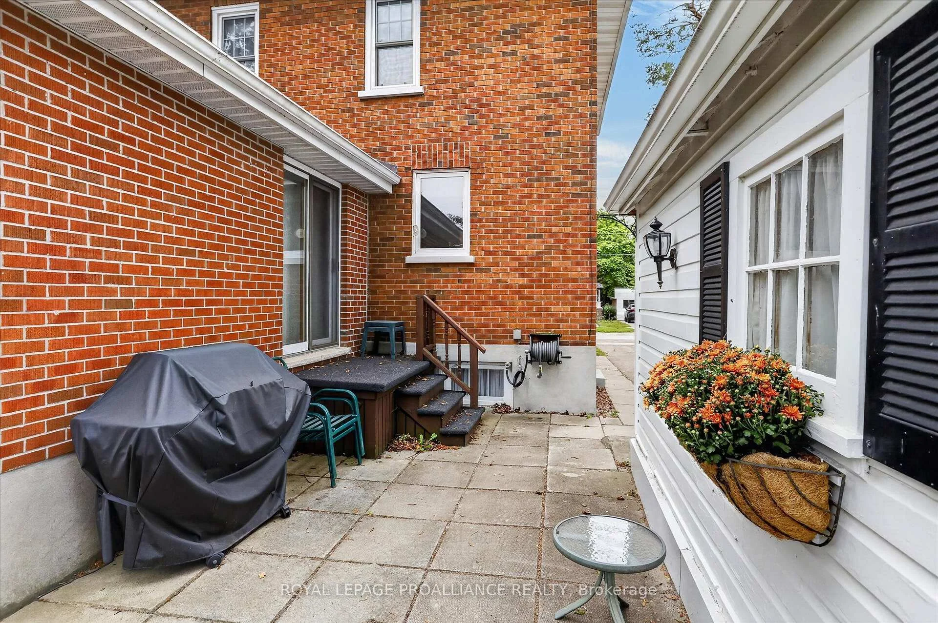 Photo 89 of 210 Aberdeen Avenue, Peterborough, Northcrest Ward 5 — HOMEH