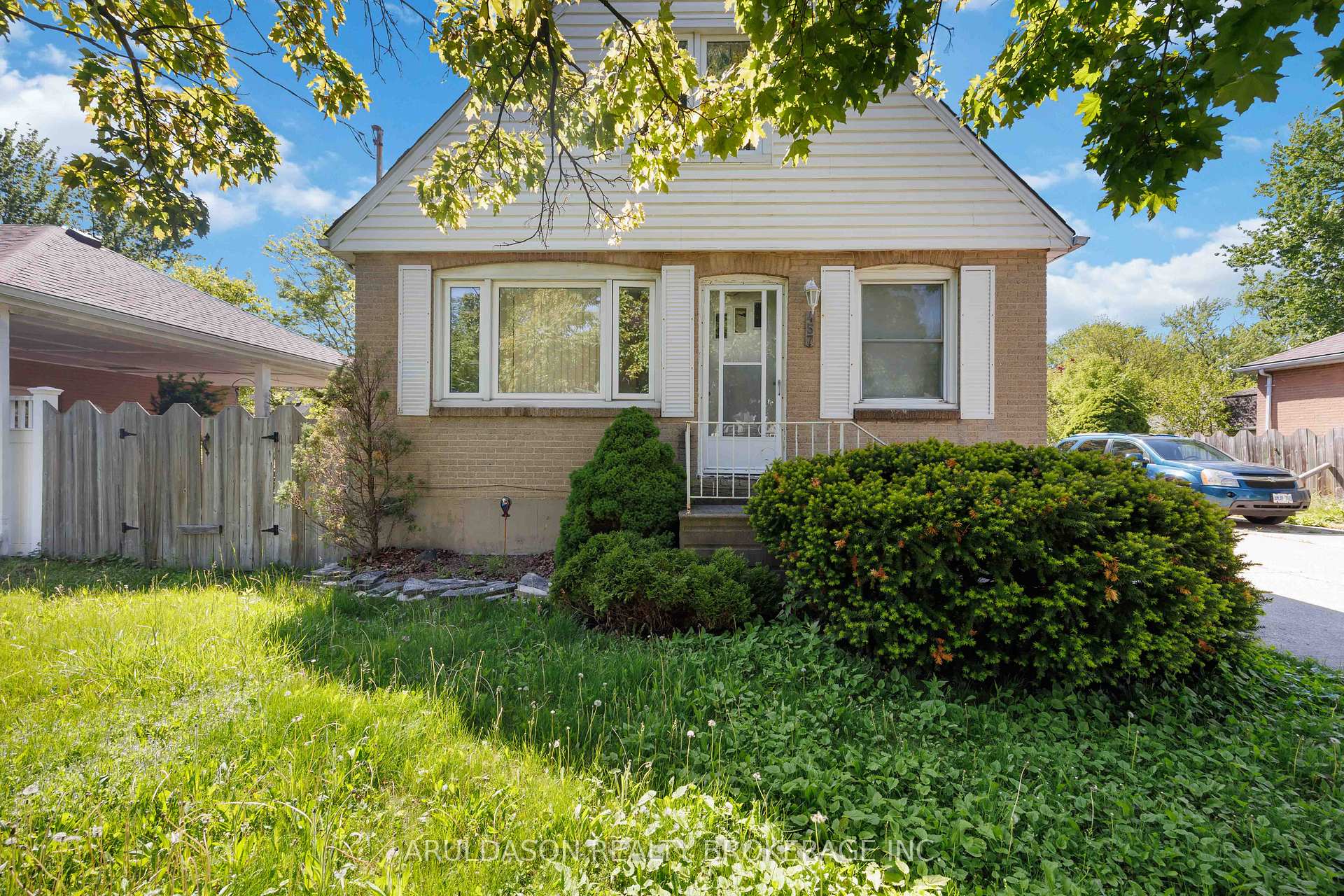 Front of 457 Montcalm Avenue