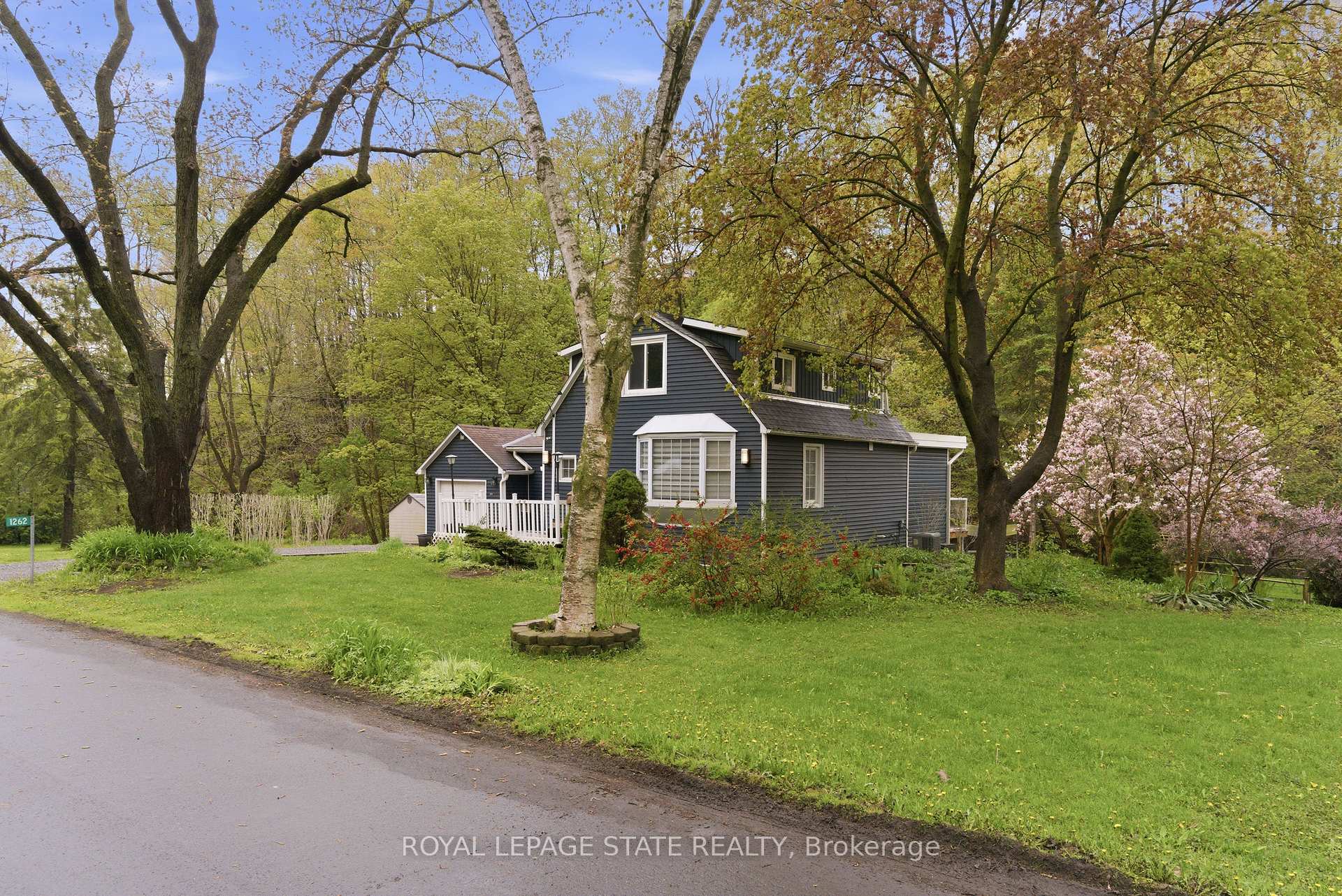 Photo 2 of 1262 Hidden Valley Road, Burlington, Grindstone — HOMEH