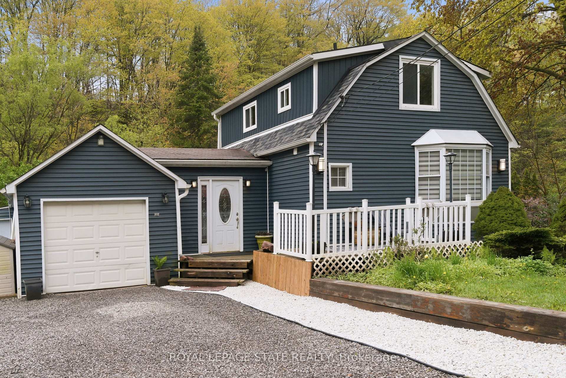 Photo 3 of 1262 Hidden Valley Road, Burlington, Grindstone — HOMEH