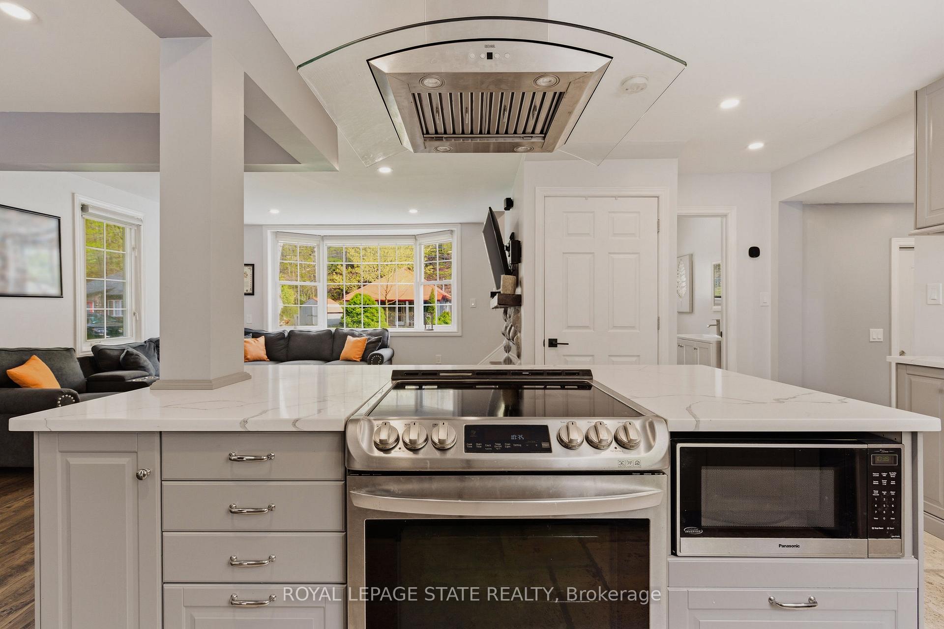 Photo 16 of 1262 Hidden Valley Road, Burlington, Grindstone — HOMEH