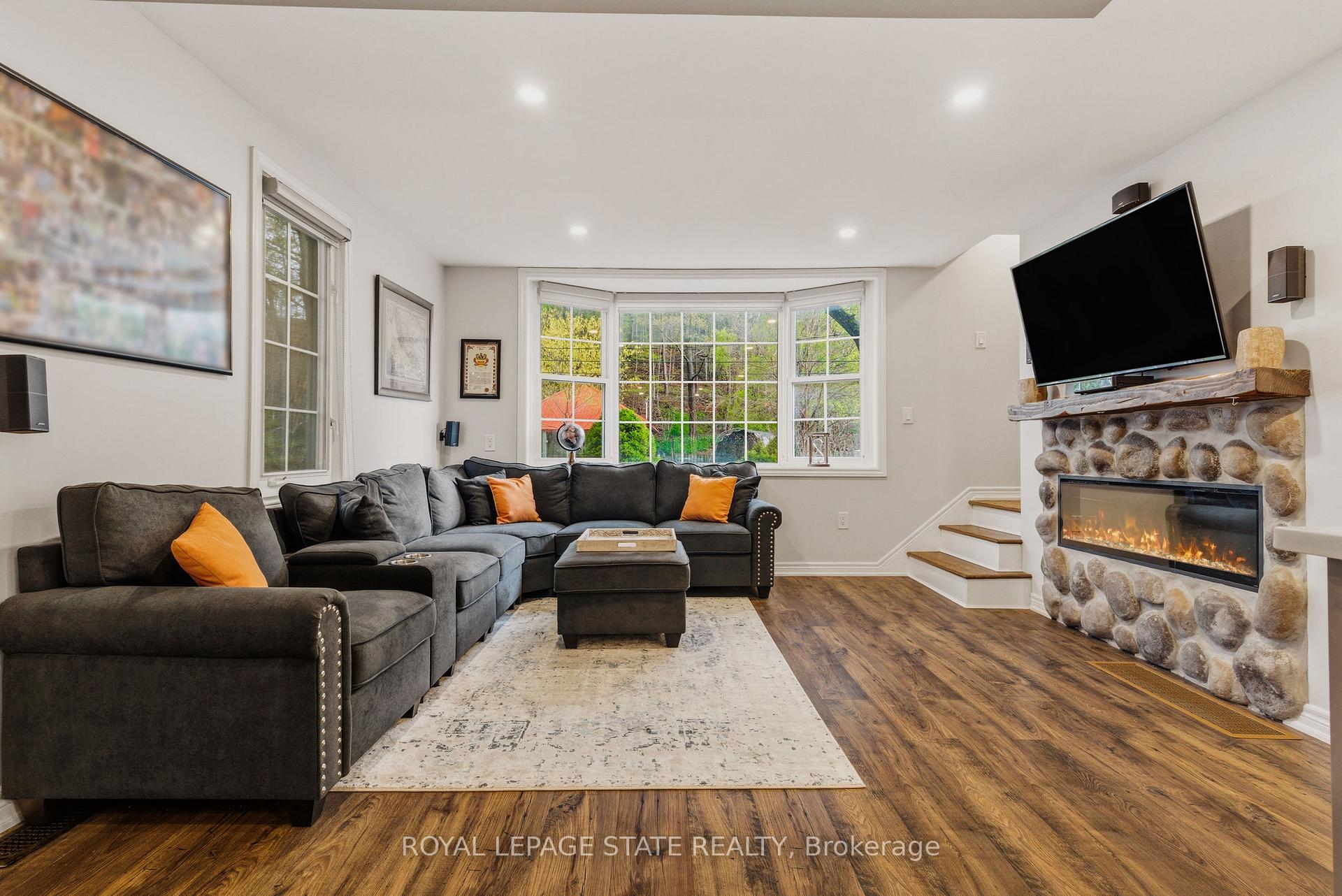 Photo 22 of 1262 Hidden Valley Road, Burlington, Grindstone — HOMEH