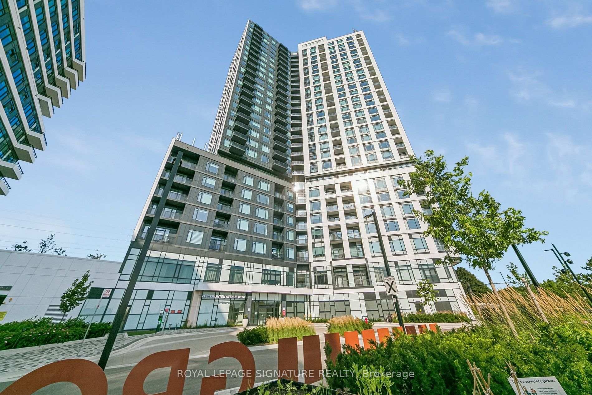 Photo of Unit 2404, 2495 Eglinton Avenue W