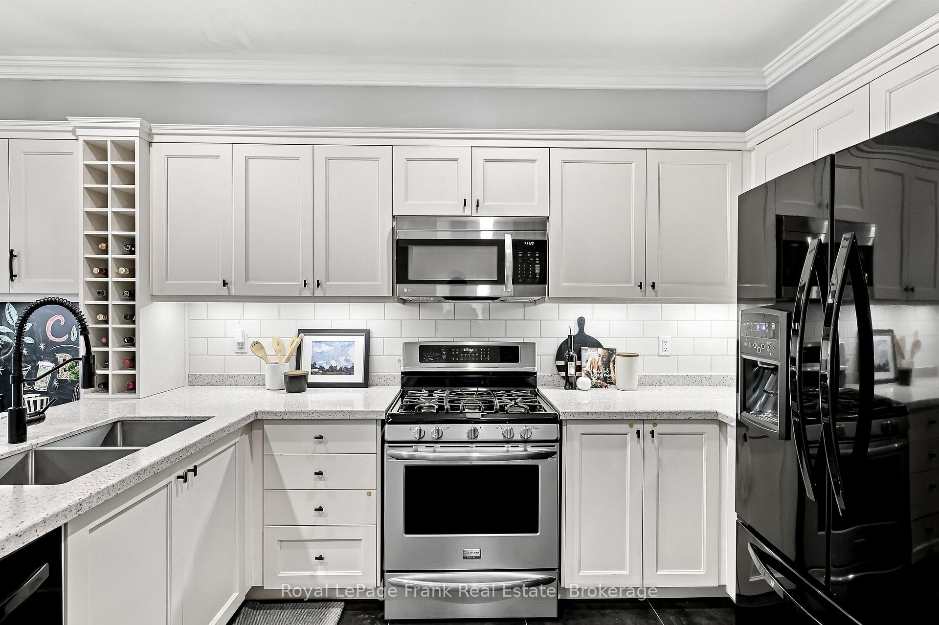 Photo 9 of 6 Foxbury Road, Uxbridge — HOMEH
