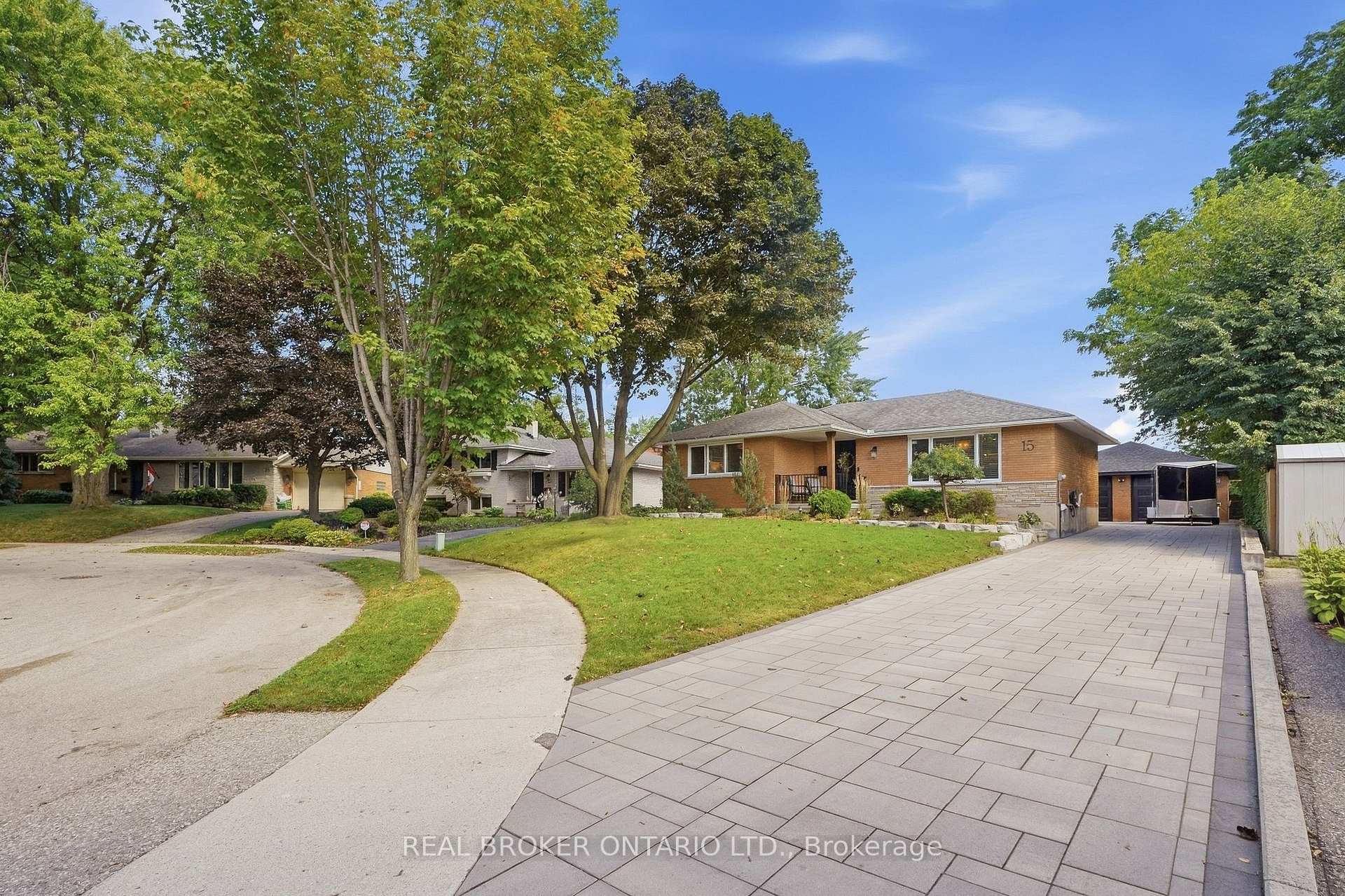 Photo 1 of 15 Linton Place, Kitchener, Stanley Park — HOMEH