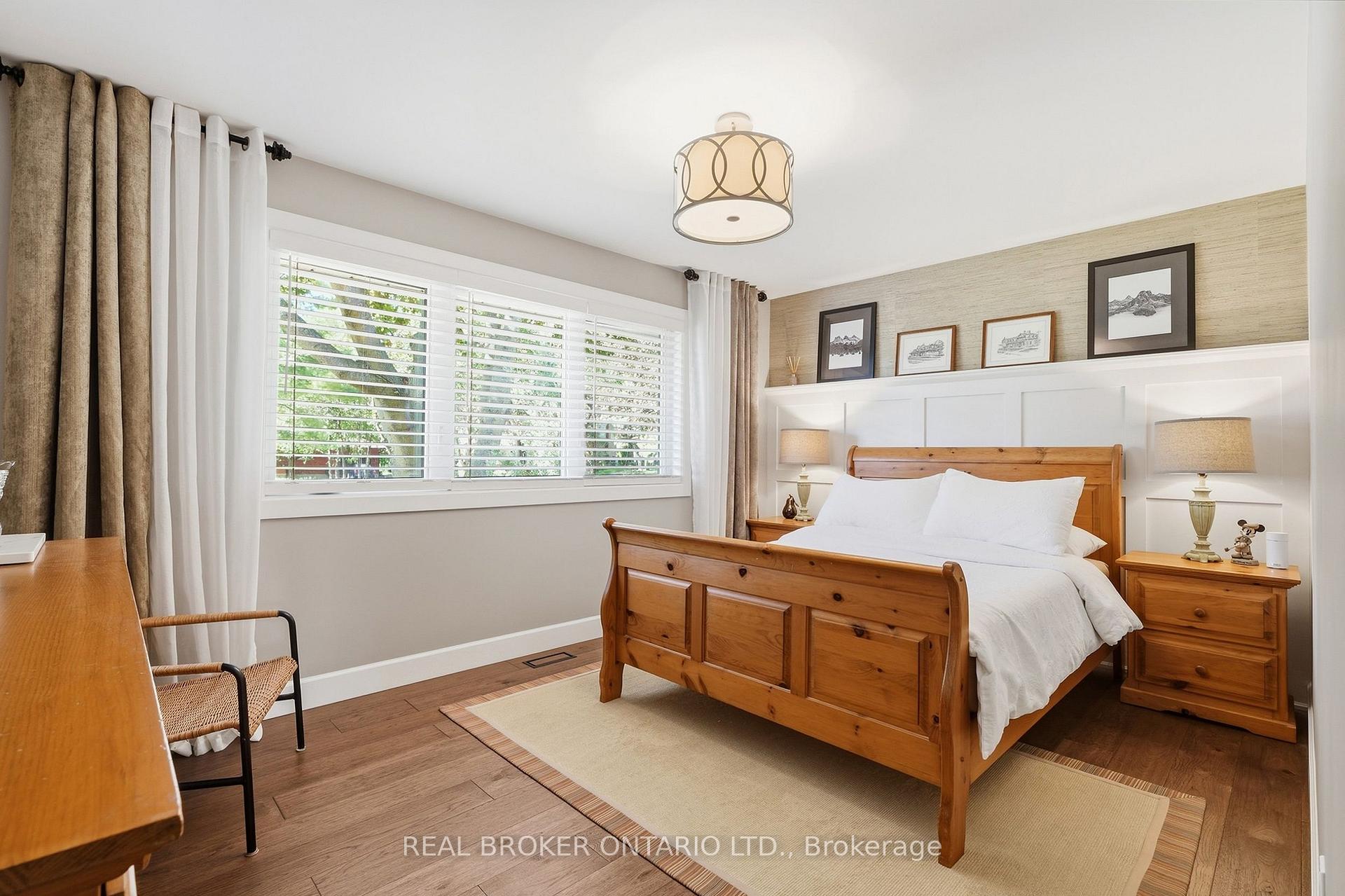 Photo 19 of 15 Linton Place, Kitchener, Stanley Park — HOMEH