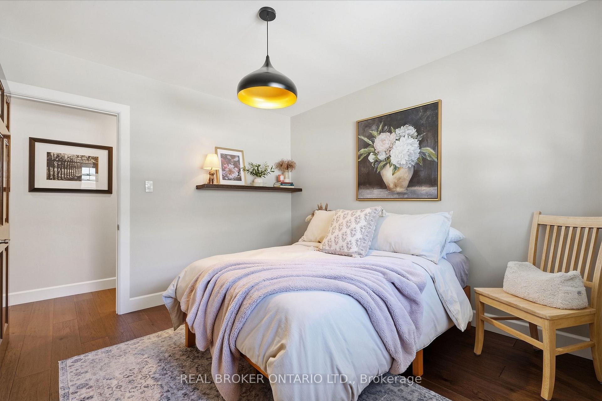 Photo 21 of 15 Linton Place, Kitchener, Stanley Park — HOMEH
