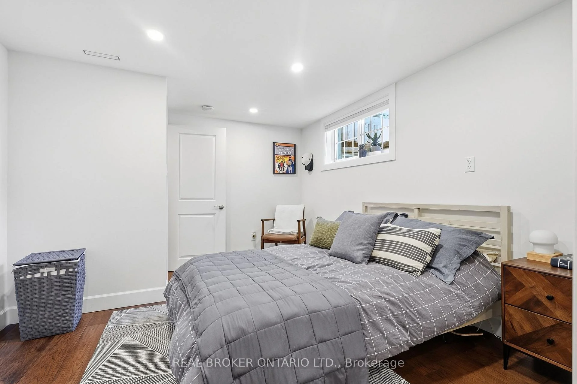 Photo 58 of 15 Linton Place, Kitchener, Stanley Park — HOMEH