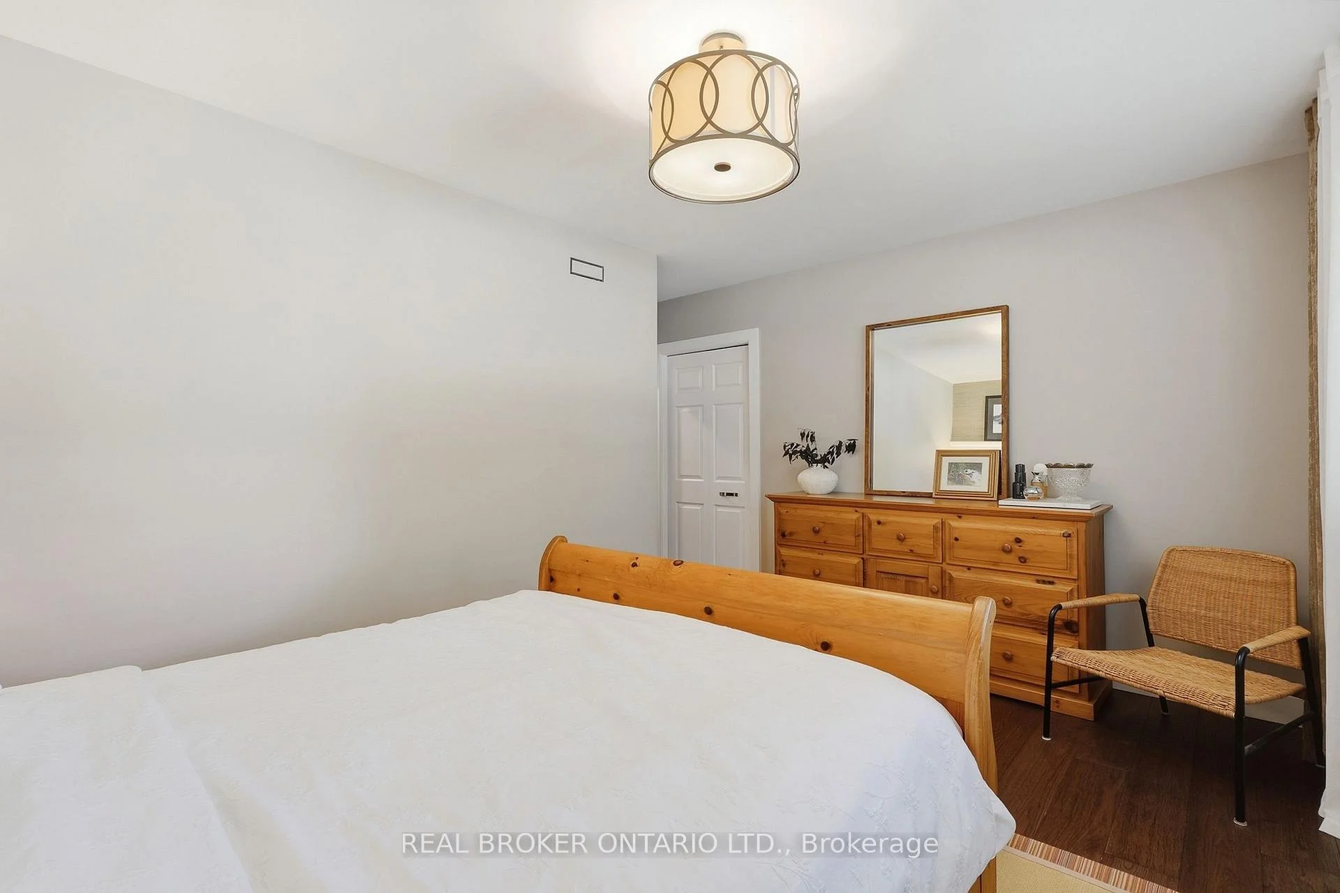 Photo 63 of 15 Linton Place, Kitchener, Stanley Park — HOMEH
