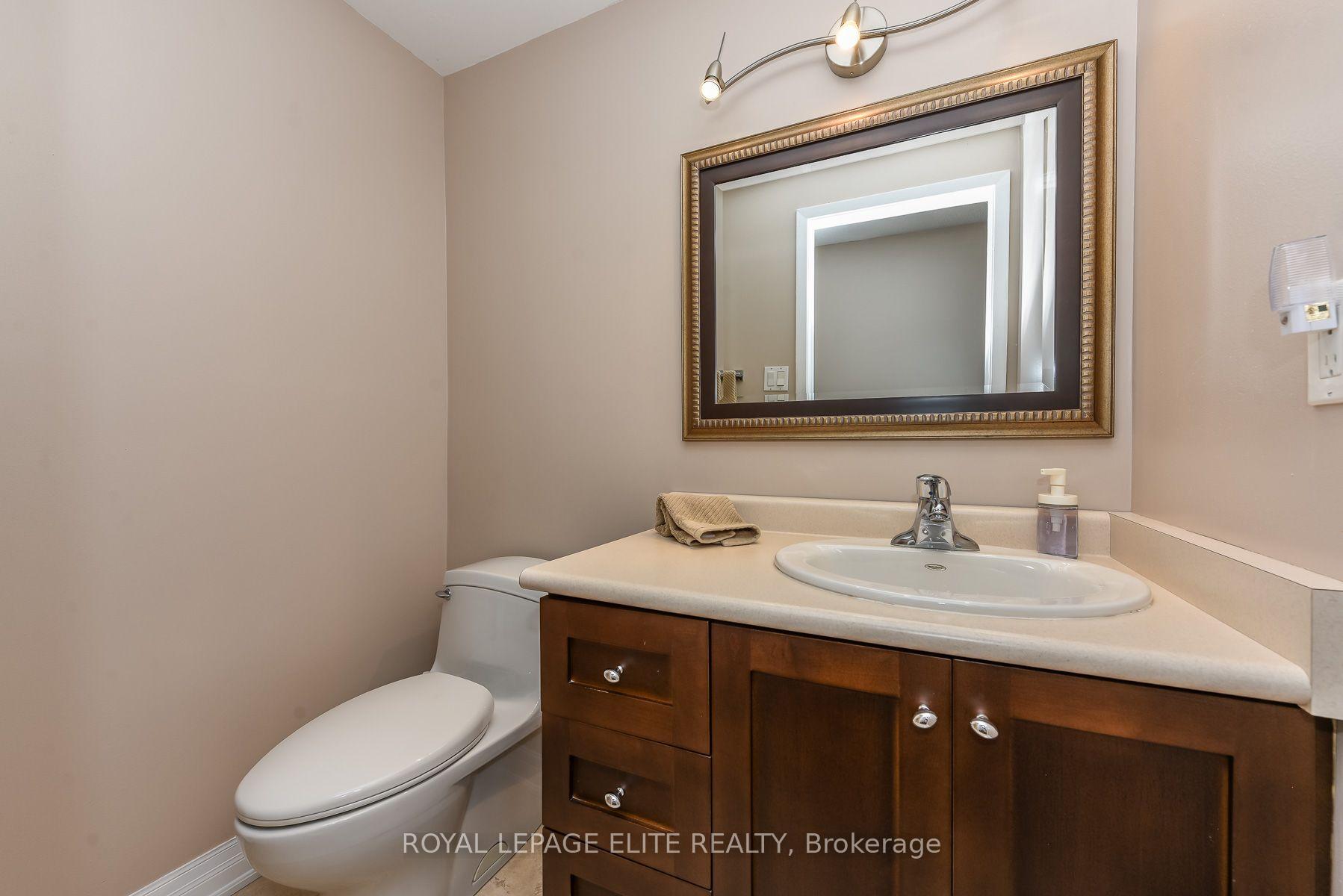 Photo 27 of 67 Elmbrook Crescent E, Etobicoke, Eringate-Centennial-West Deane — HOMEH