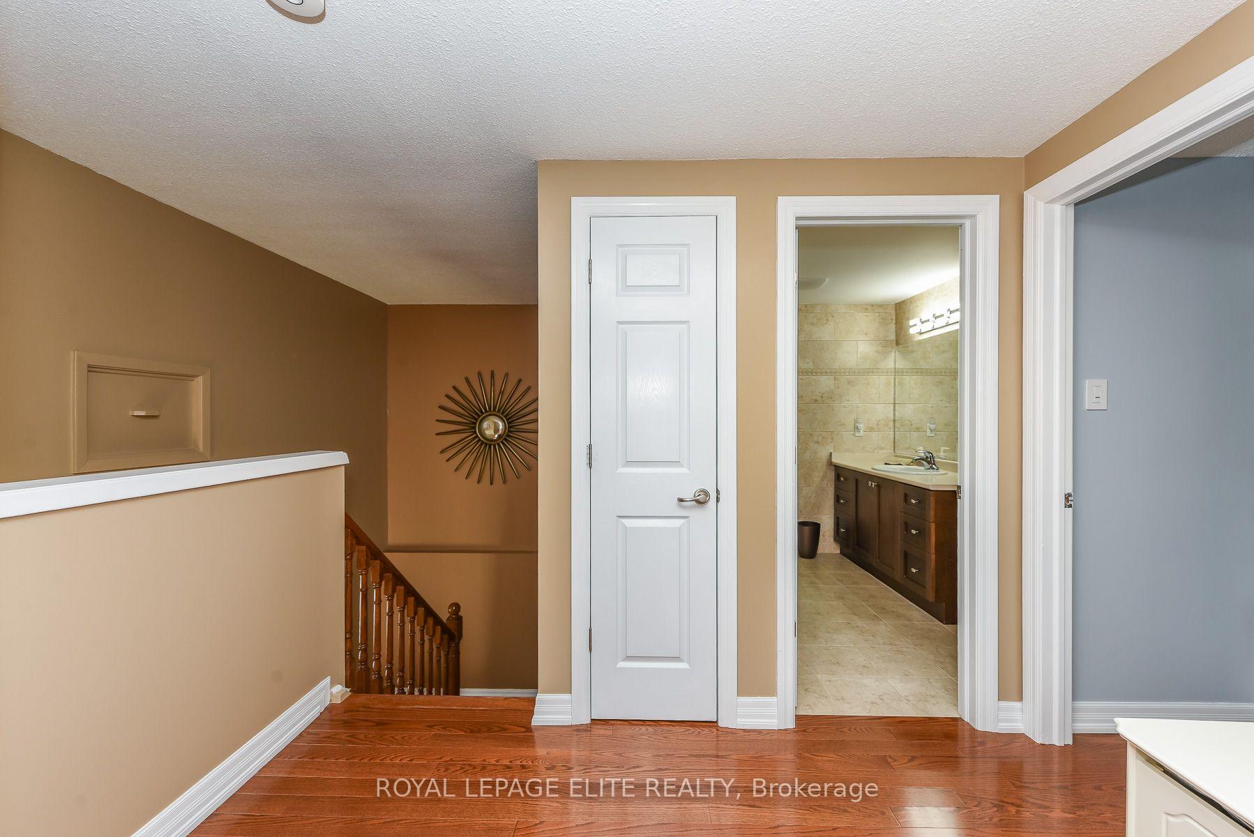 Photo 29 of 67 Elmbrook Crescent E, Etobicoke, Eringate-Centennial-West Deane — HOMEH