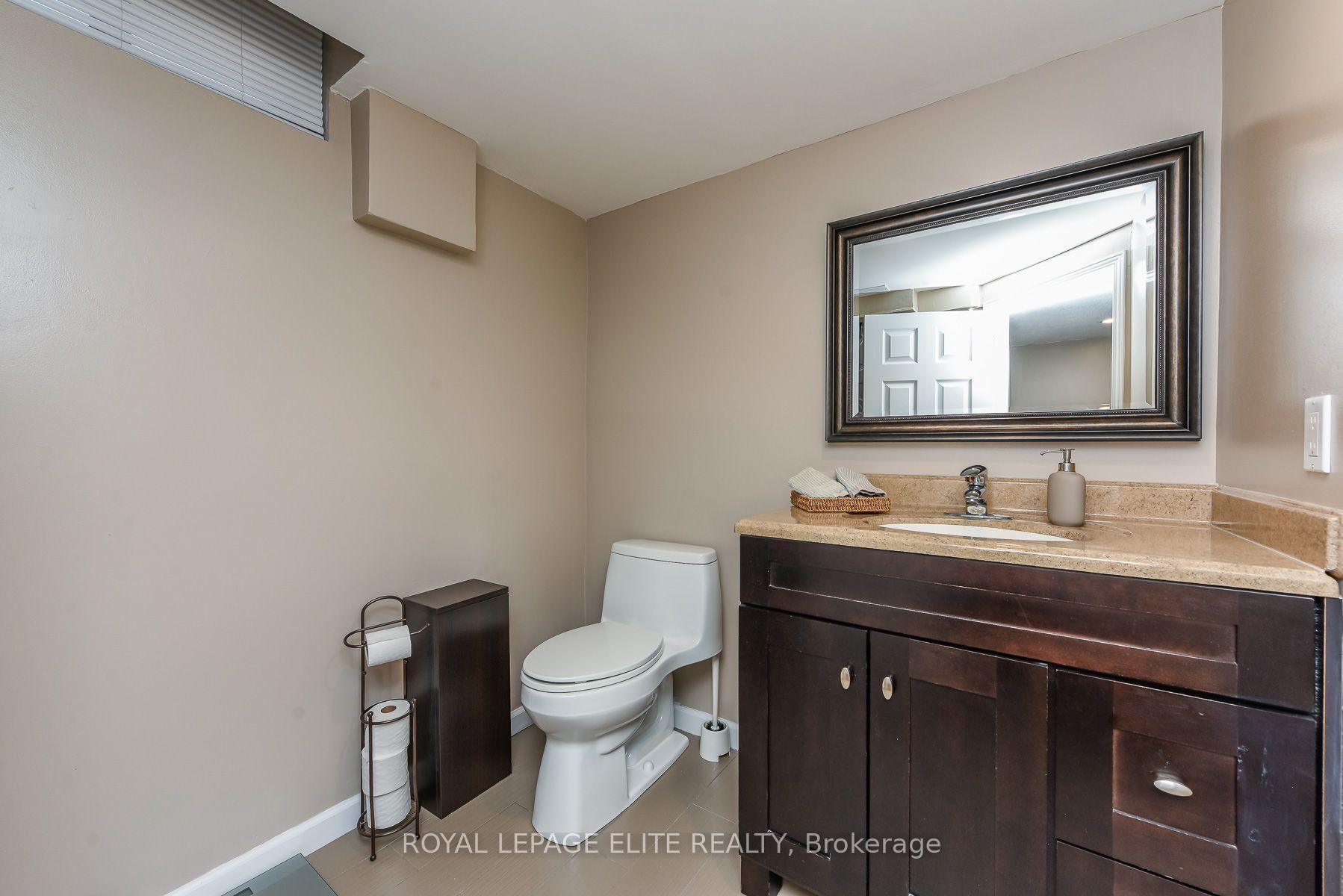 Photo 36 of 67 Elmbrook Crescent E, Etobicoke, Eringate-Centennial-West Deane — HOMEH