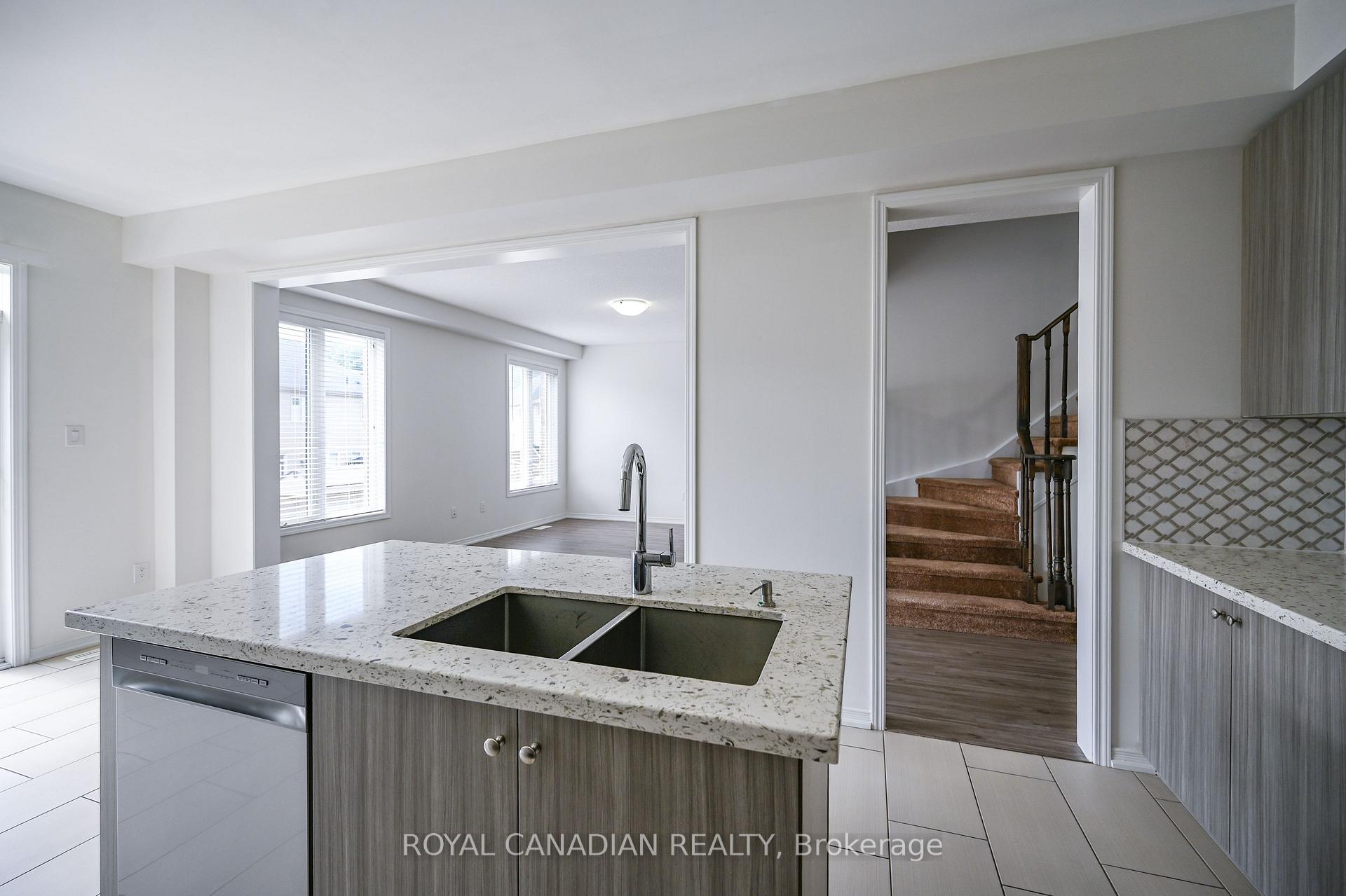 Photo 16 of 59 Longboat Run W, Brantford, Empire South — HOMEH