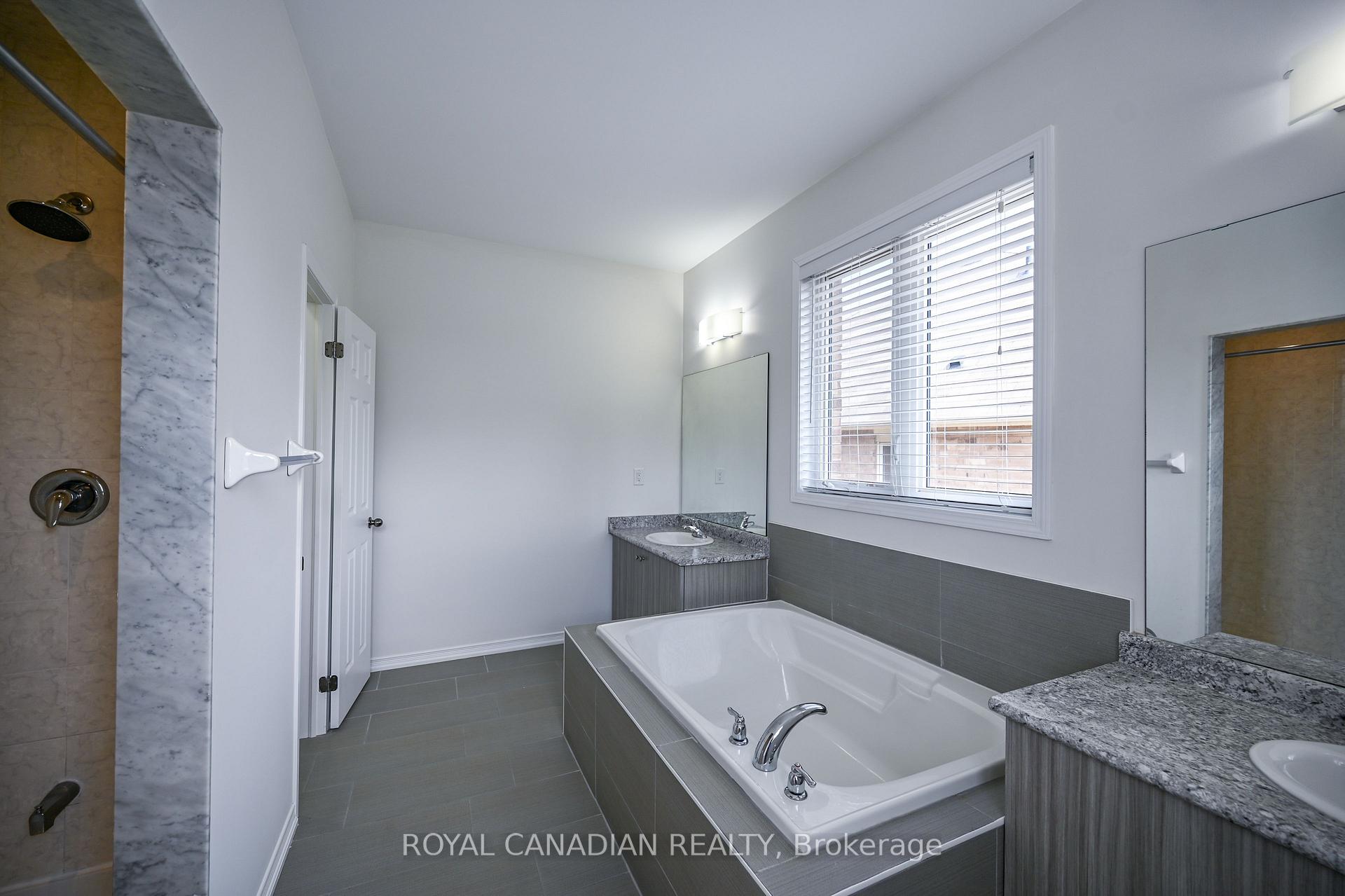 Photo 26 of 59 Longboat Run W, Brantford, Empire South — HOMEH