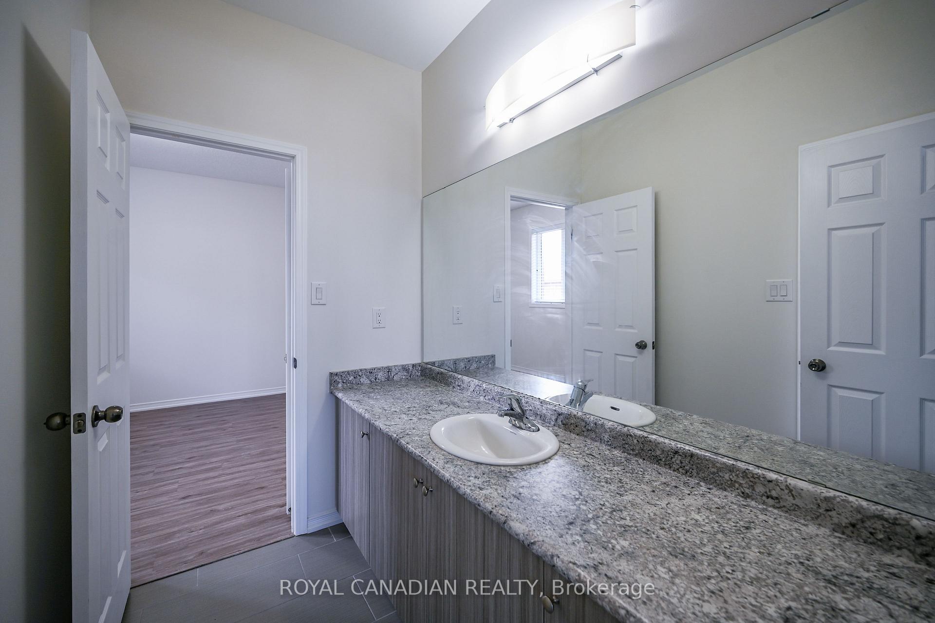 Photo 33 of 59 Longboat Run W, Brantford, Empire South — HOMEH