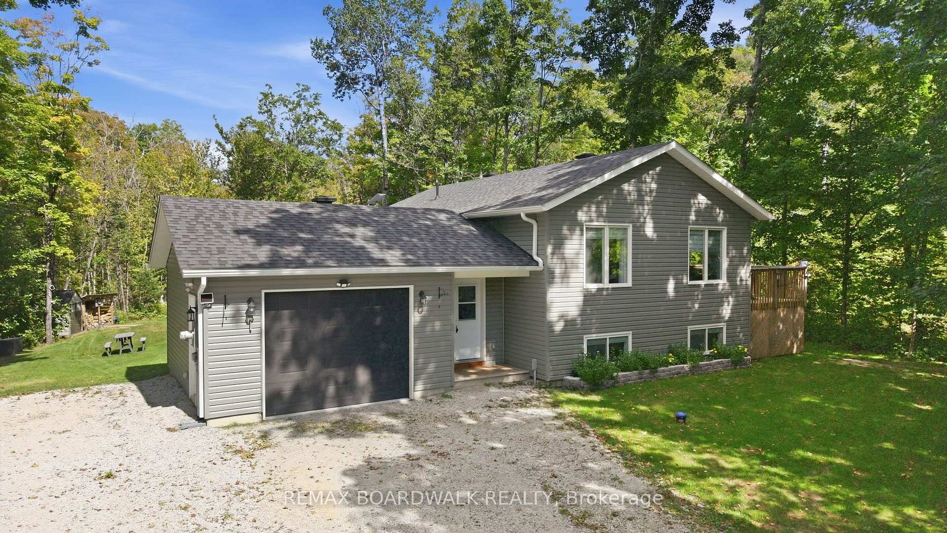 Photo 1 of 176 Maple Street, Lanark Highlands, Lanark Highlands (Dalhousie) Twp — HOMEH