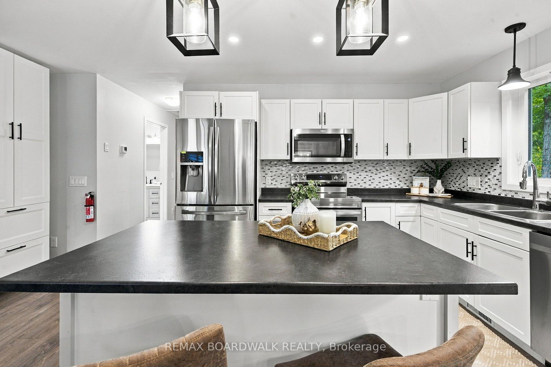 Photo 14 of 176 Maple Street, Lanark Highlands, Lanark Highlands (Dalhousie) Twp — HOMEH