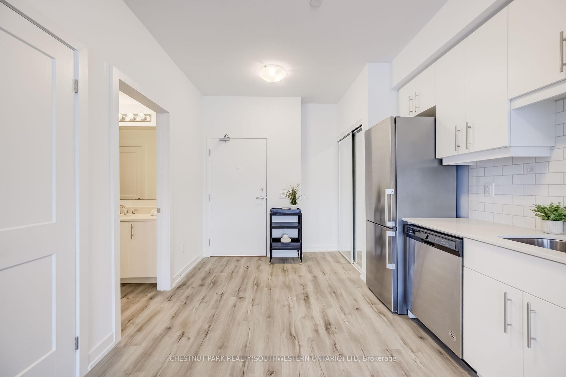 Photo 5 of Unit 510, 247 Northfield Drive E, Waterloo, Colonial Acres — HOMEH