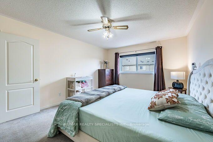 Photo 31 of 37 Peachleaf Crescent, Brampton, Fletcher's Meadow — HOMEH