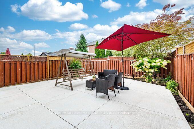Photo 50 of 37 Peachleaf Crescent, Brampton, Fletcher's Meadow — HOMEH