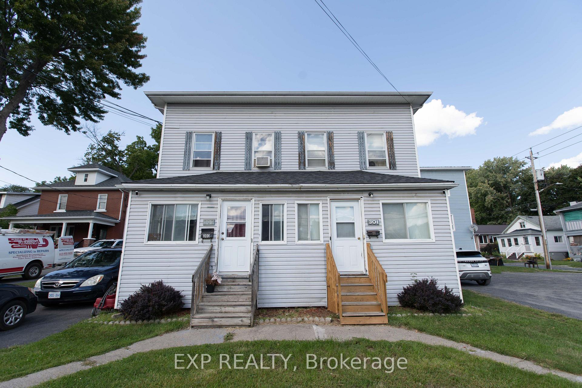 Photo of 301-303 Fourth Street W