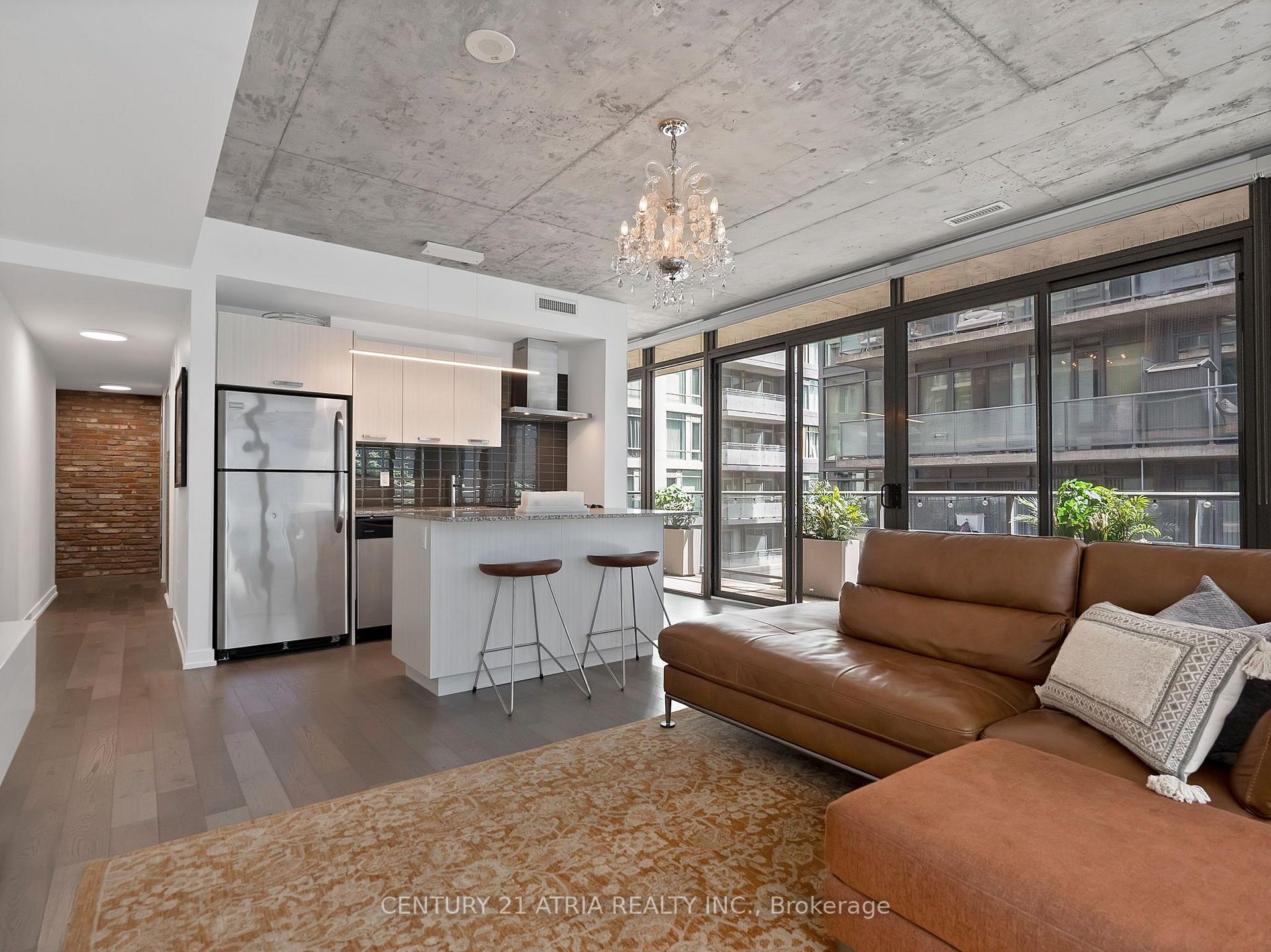 Photo 11 of Unit 318, 95 Bathurst Street, Toronto, Waterfront Communities — HOMEH