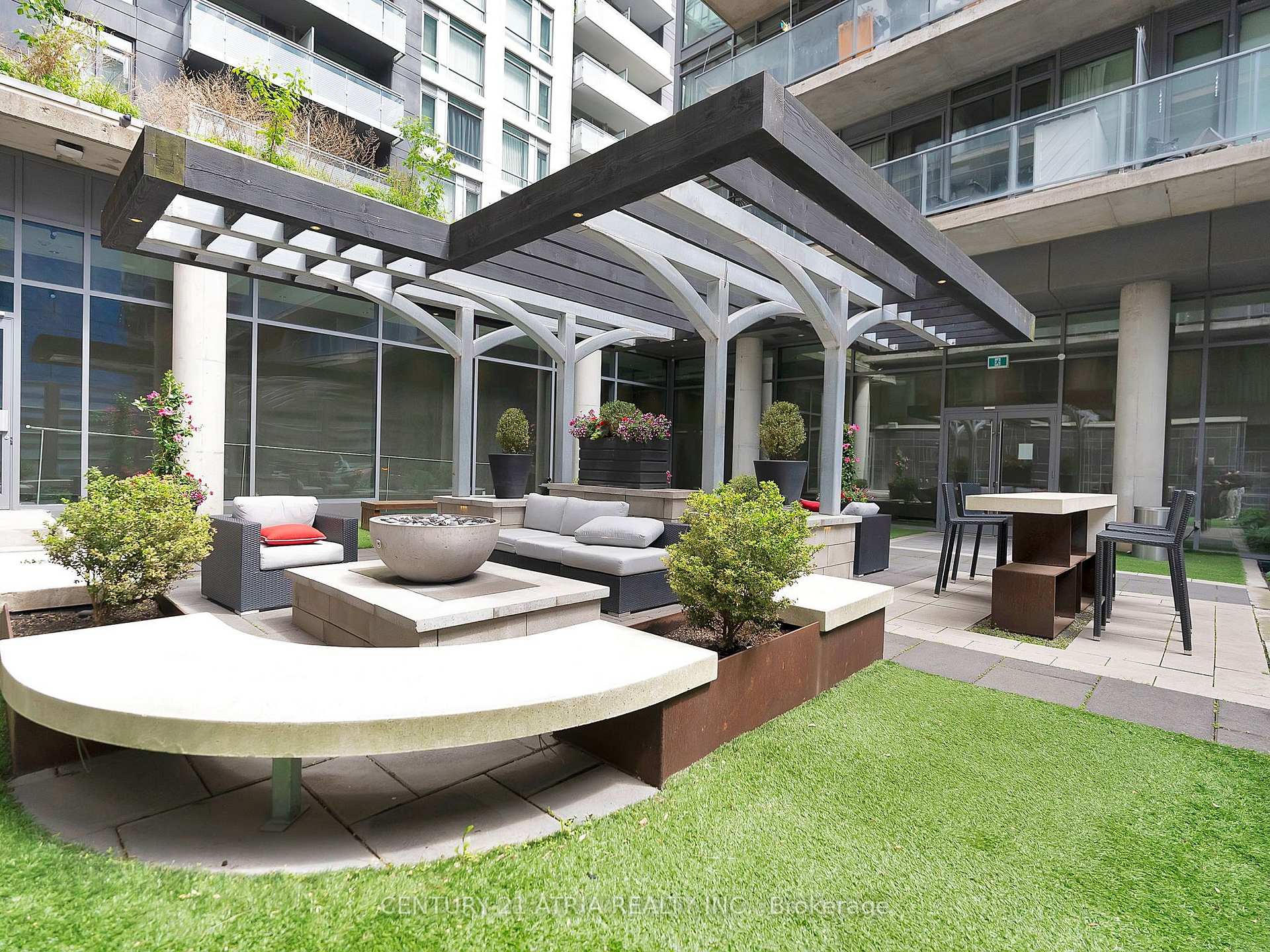 Photo 19 of Unit 318, 95 Bathurst Street, Toronto, Waterfront Communities — HOMEH