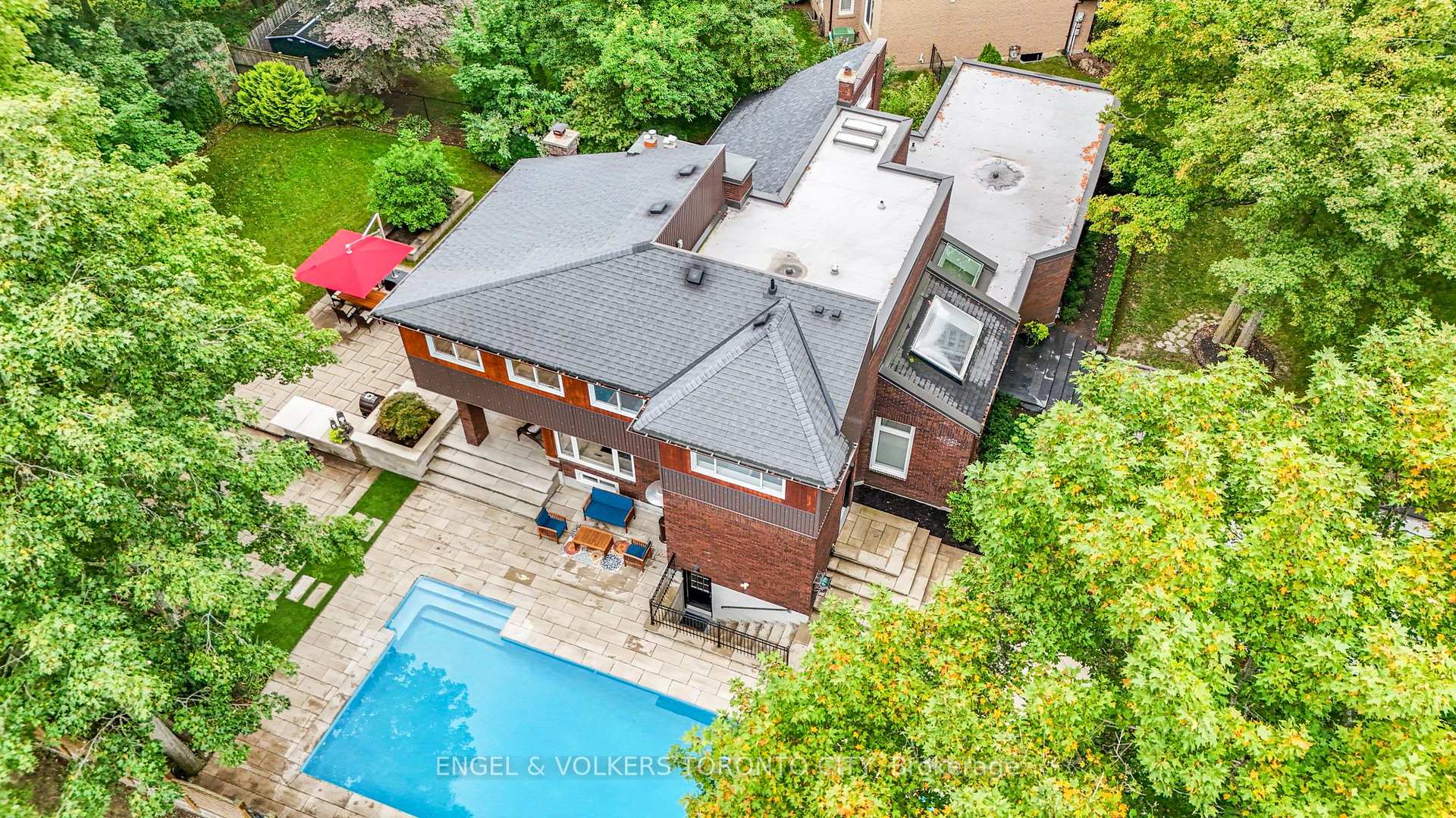 Photo 10 of 11 Cedarwood Crescent, King, Nobleton — HOMEH