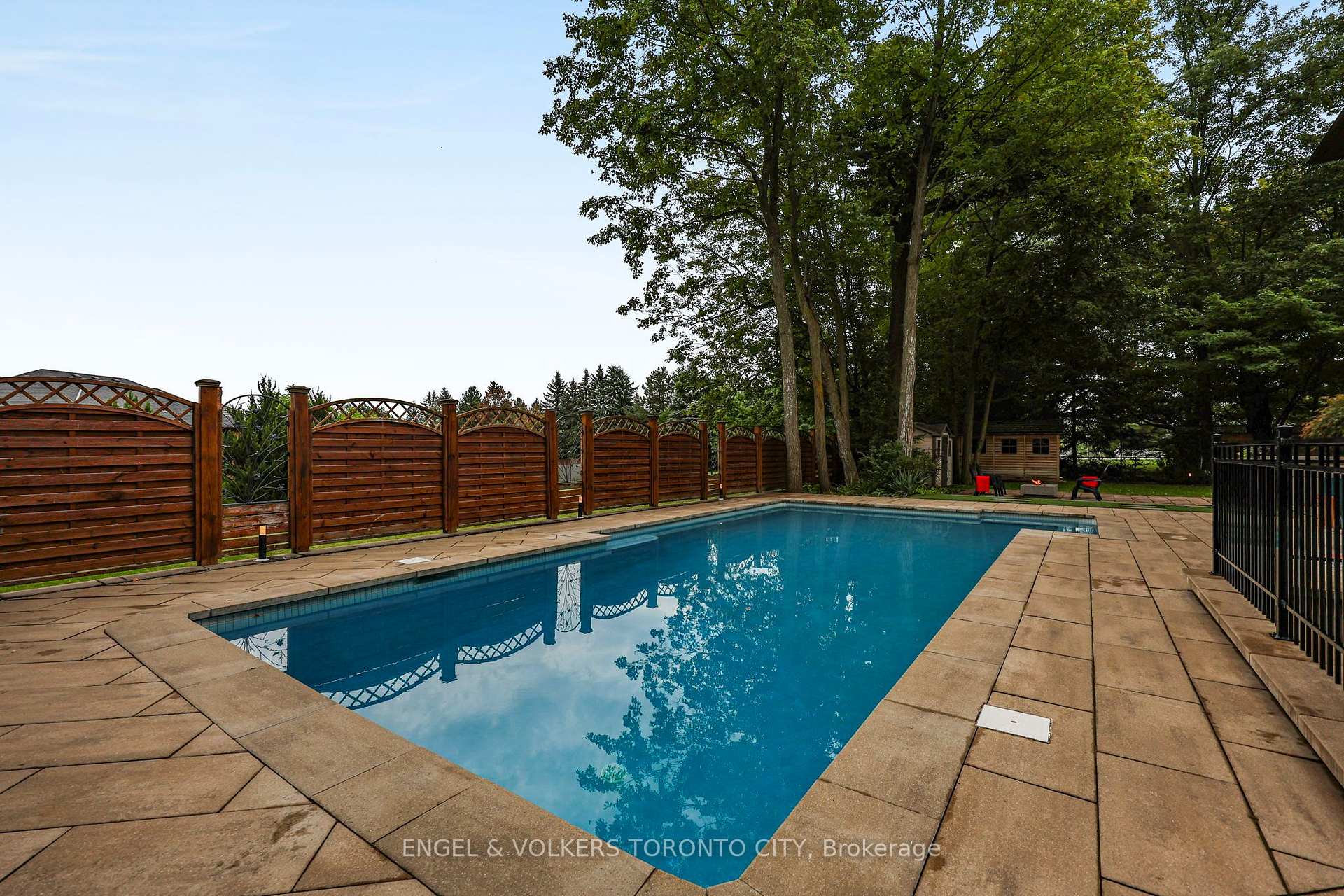 Photo 62 of 11 Cedarwood Crescent, King, Nobleton — HOMEH