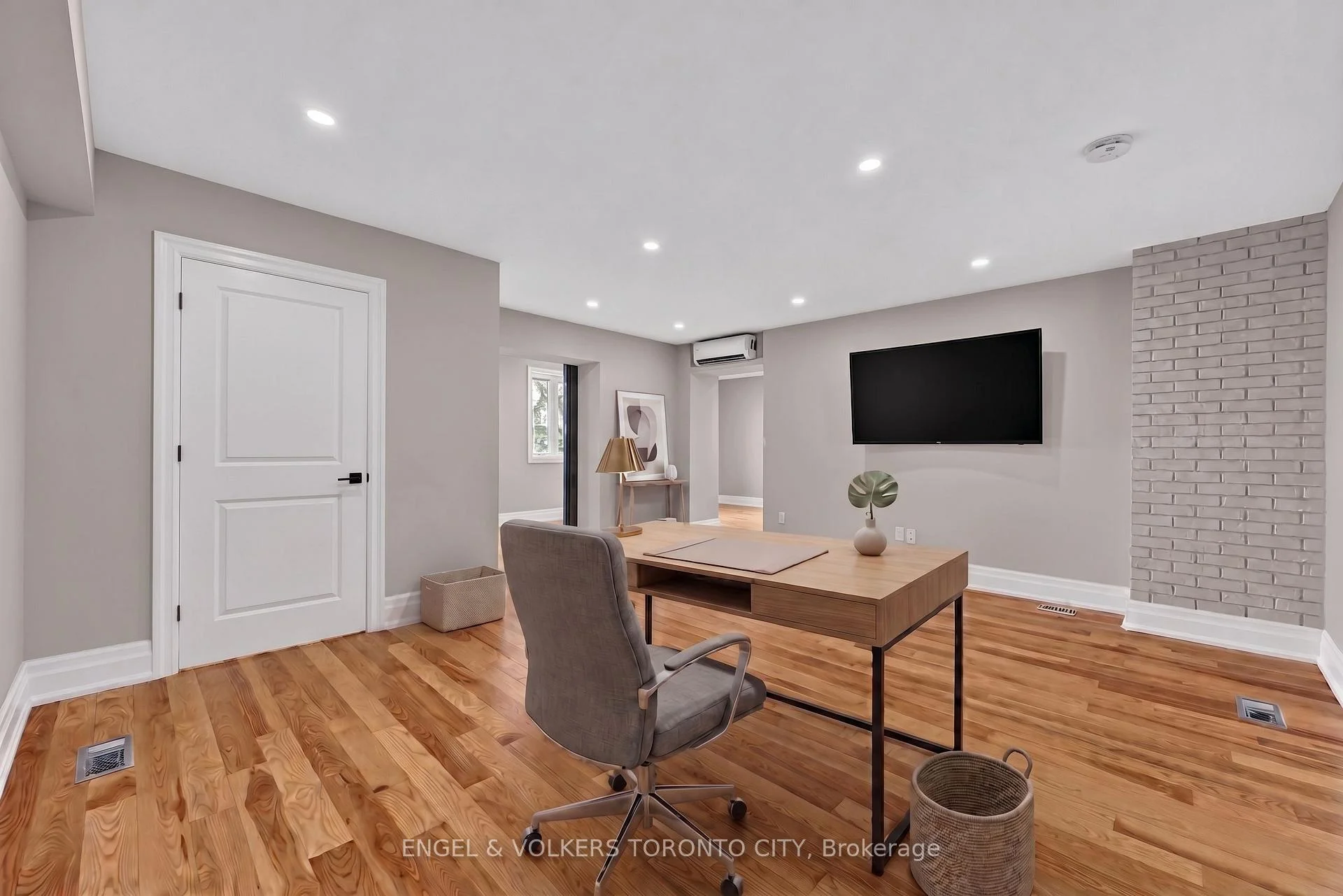 Photo 38 of 11 Cedarwood Crescent, King, Nobleton — HOMEH