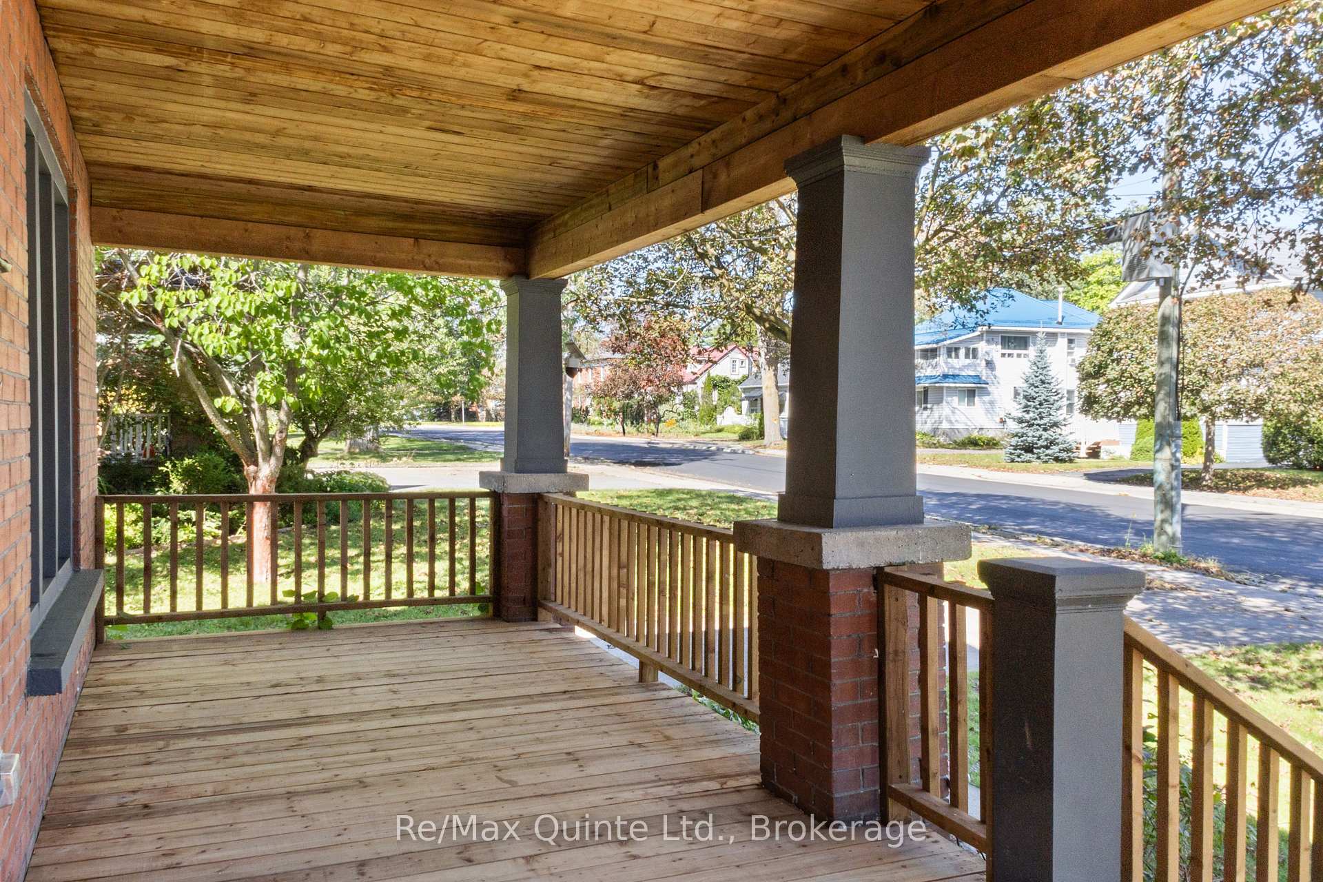 Photo 8 of 298 Bleecker Avenue, Belleville, Belleville Ward — HOMEH