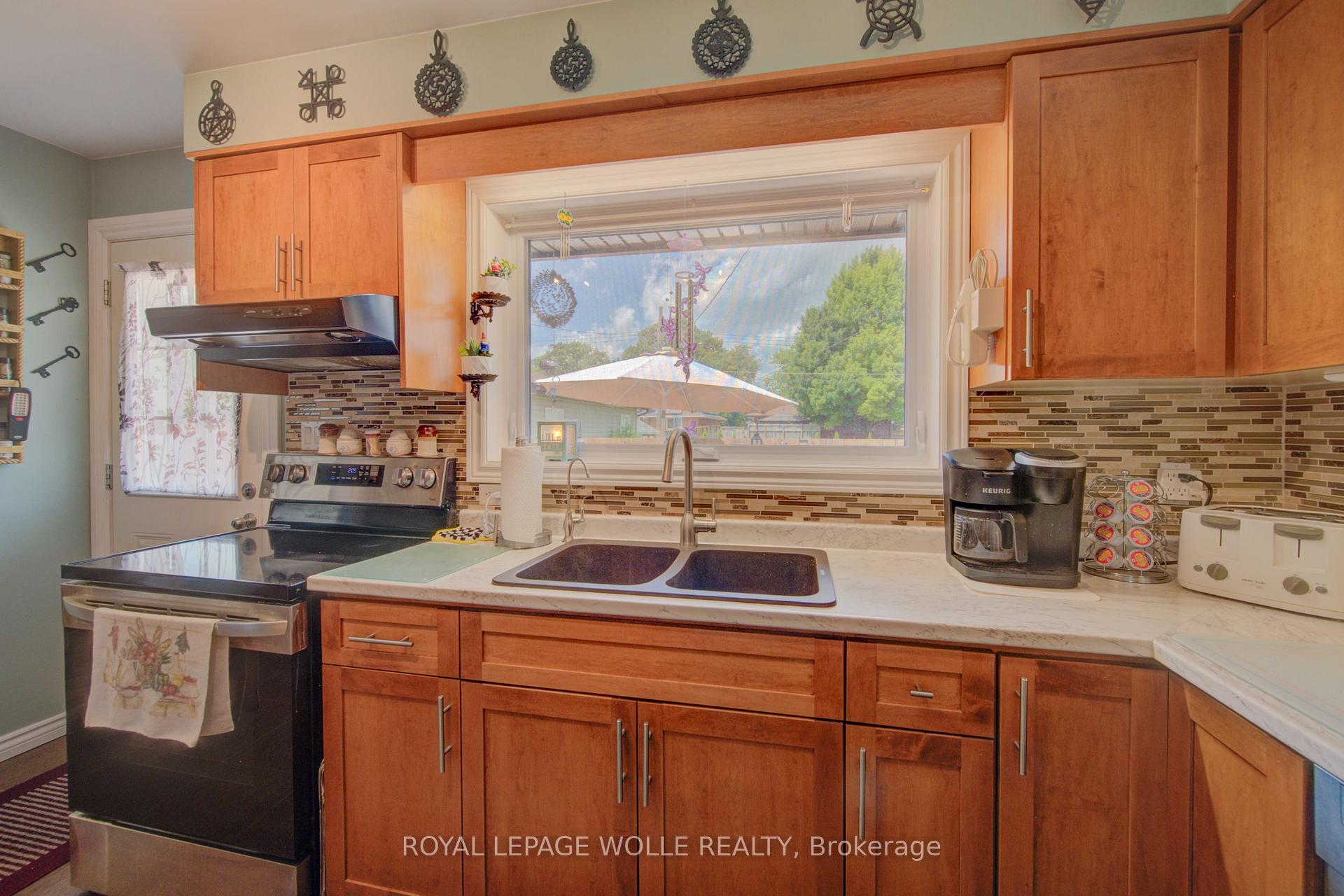 Photo 13 of 99 Highman Avenue, Cambridge, Christopher-Champlain — HOMEH