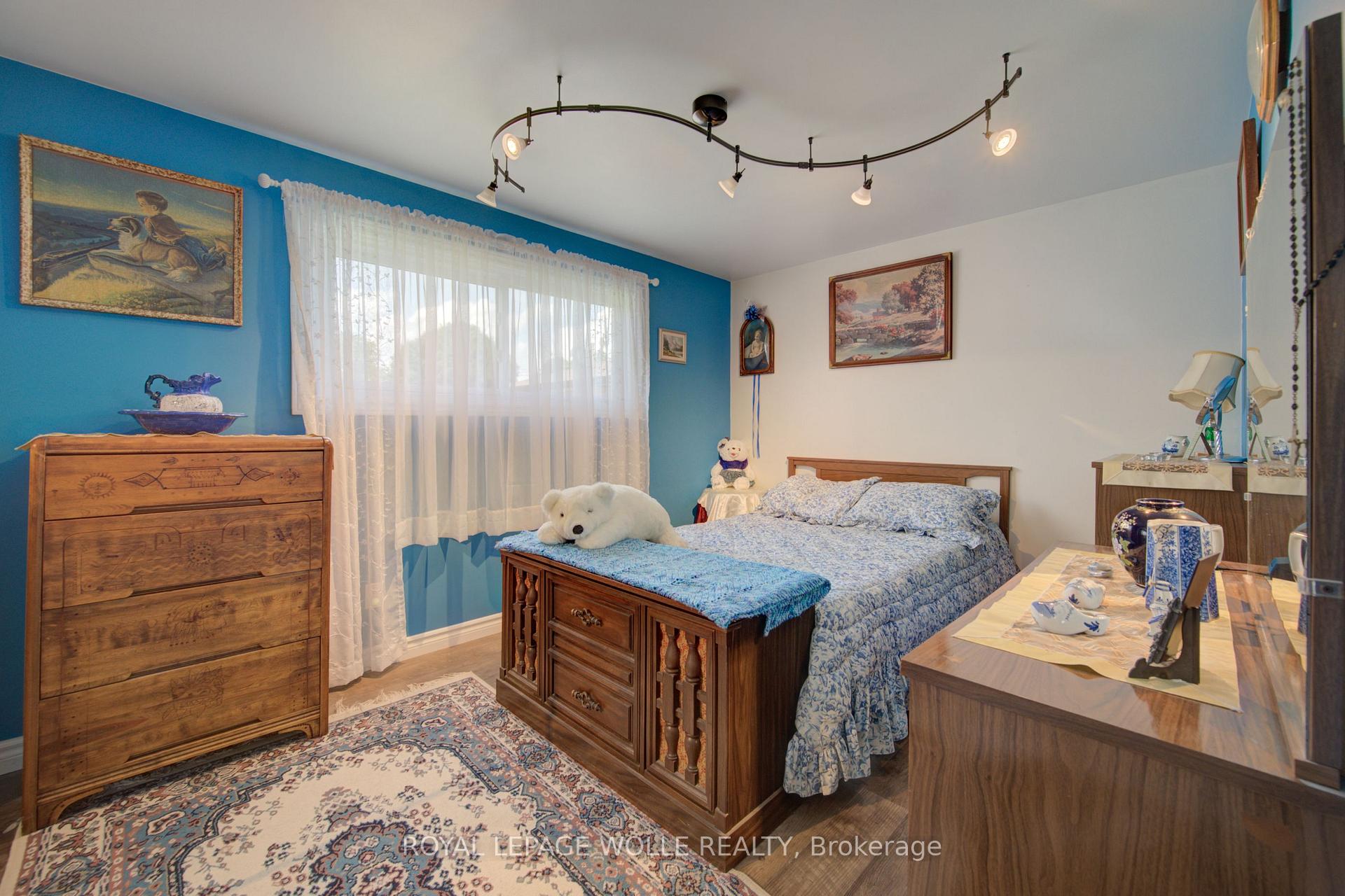 Photo 17 of 99 Highman Avenue, Cambridge, Christopher-Champlain — HOMEH