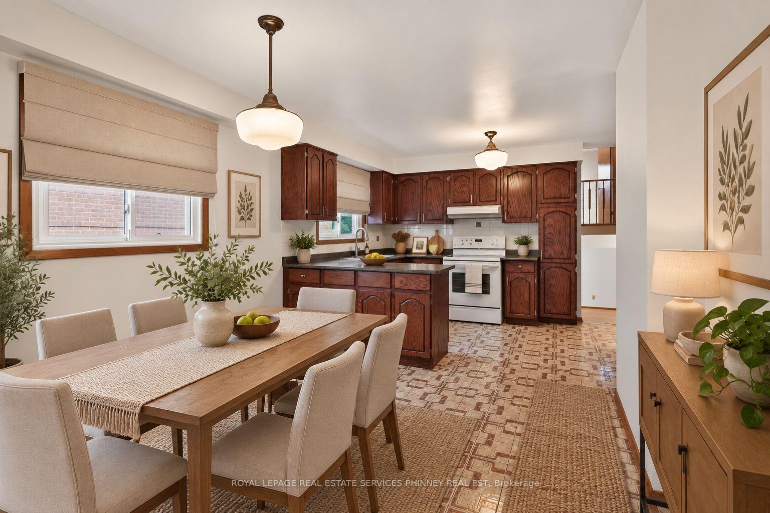 Photo 6 of 1633 Warren Drive, Mississauga, Rathwood — HOMEH