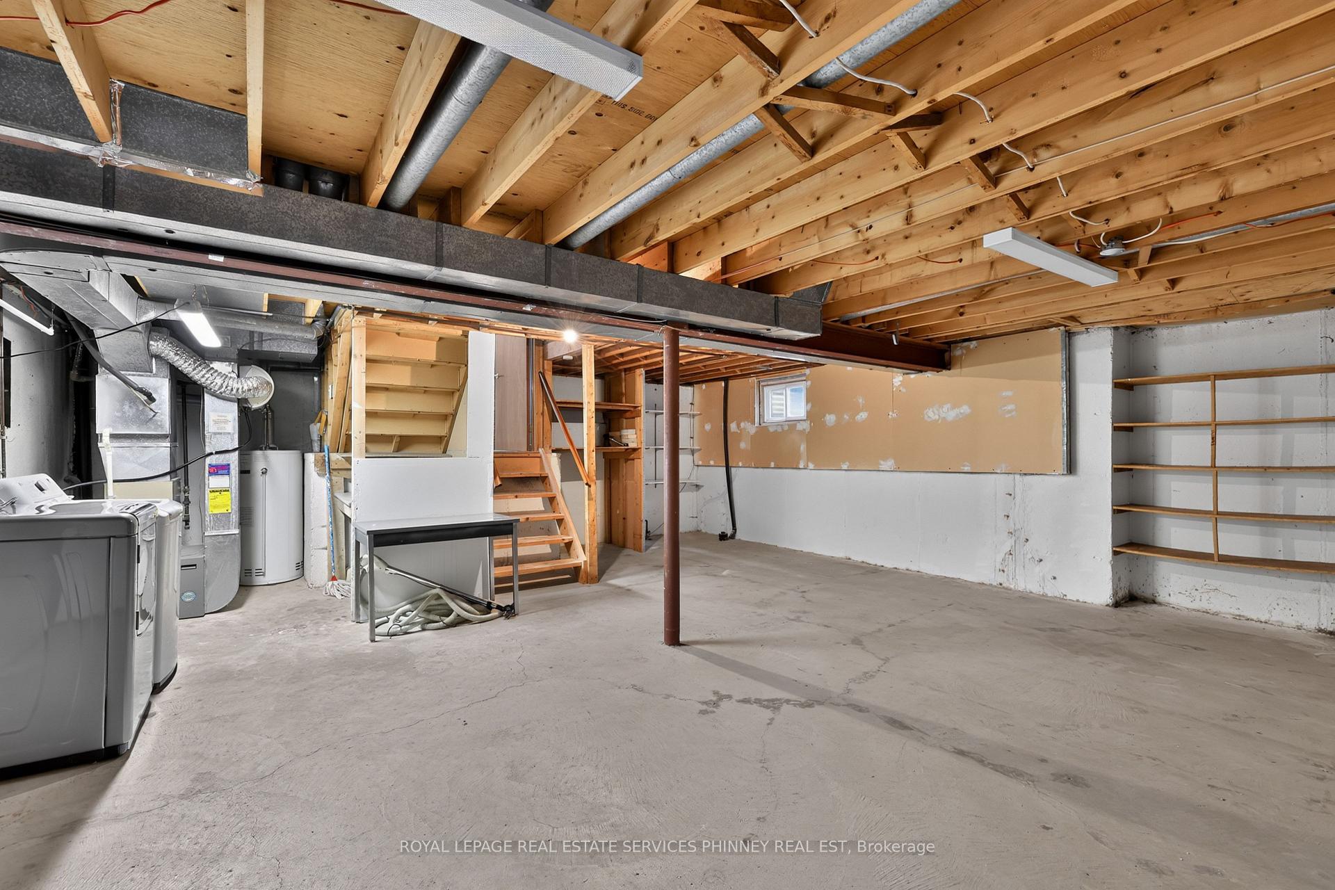 Photo 24 of 1633 Warren Drive, Mississauga, Rathwood — HOMEH