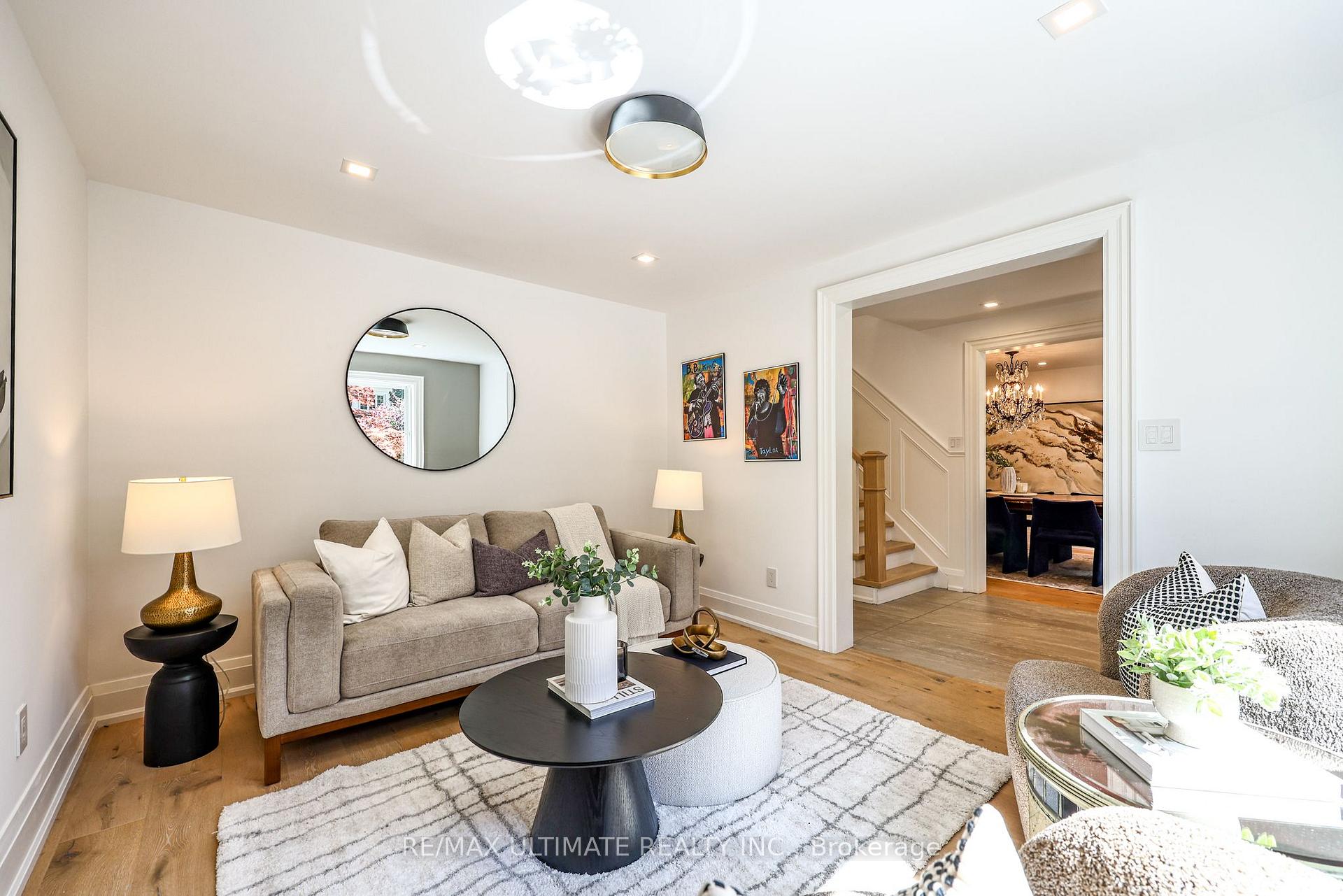 Photo 6 of 10 Field Avenue, Toronto, Leaside — HOMEH