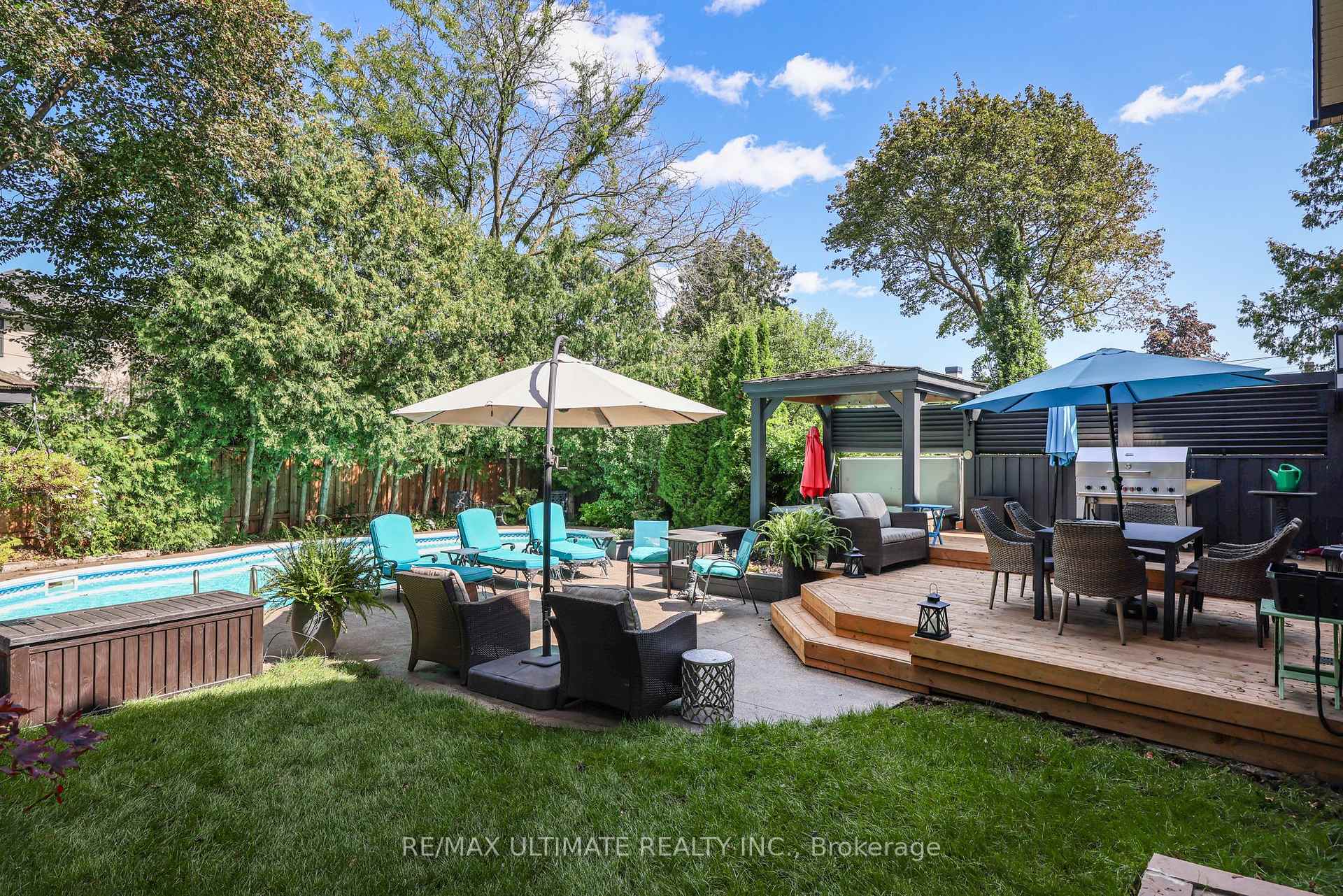 Photo 26 of 10 Field Avenue, Toronto, Leaside — HOMEH