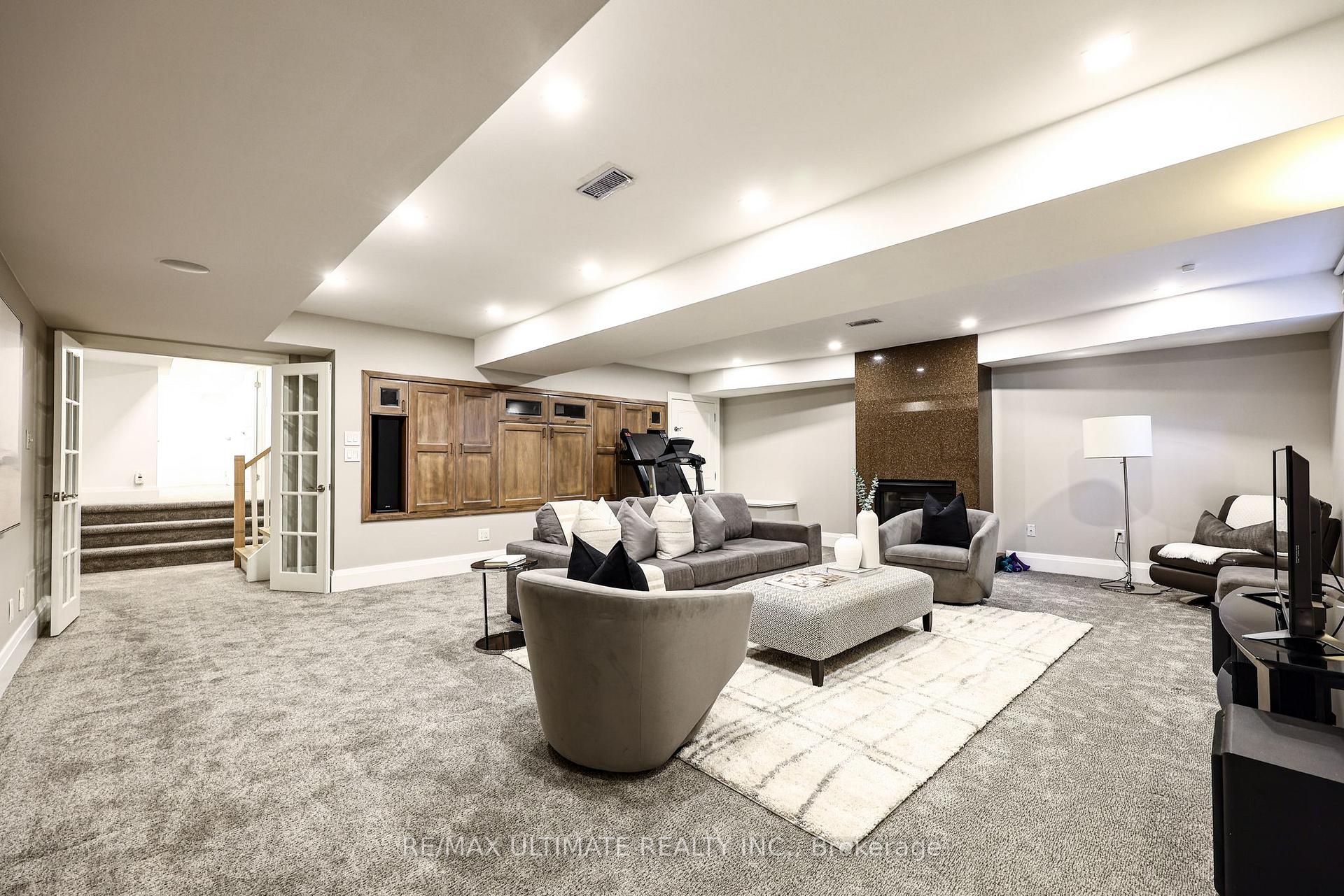 Photo 47 of 10 Field Avenue, Toronto, Leaside — HOMEH
