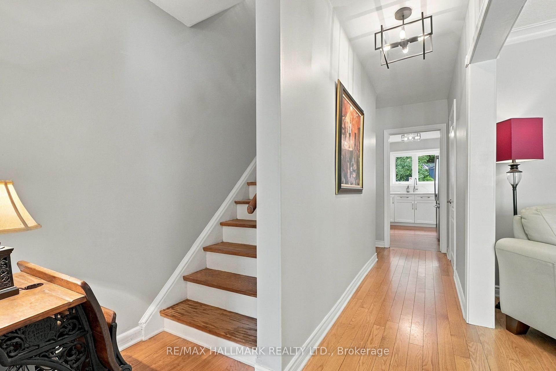 Photo 27 of 77 Glen Davis Crescent, Toronto, East End-Danforth — HOMEH