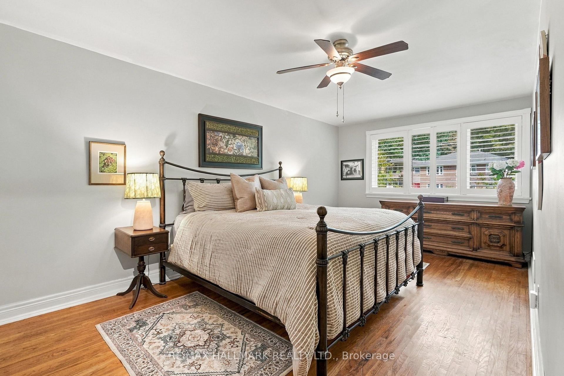 Photo 30 of 77 Glen Davis Crescent, Toronto, East End-Danforth — HOMEH