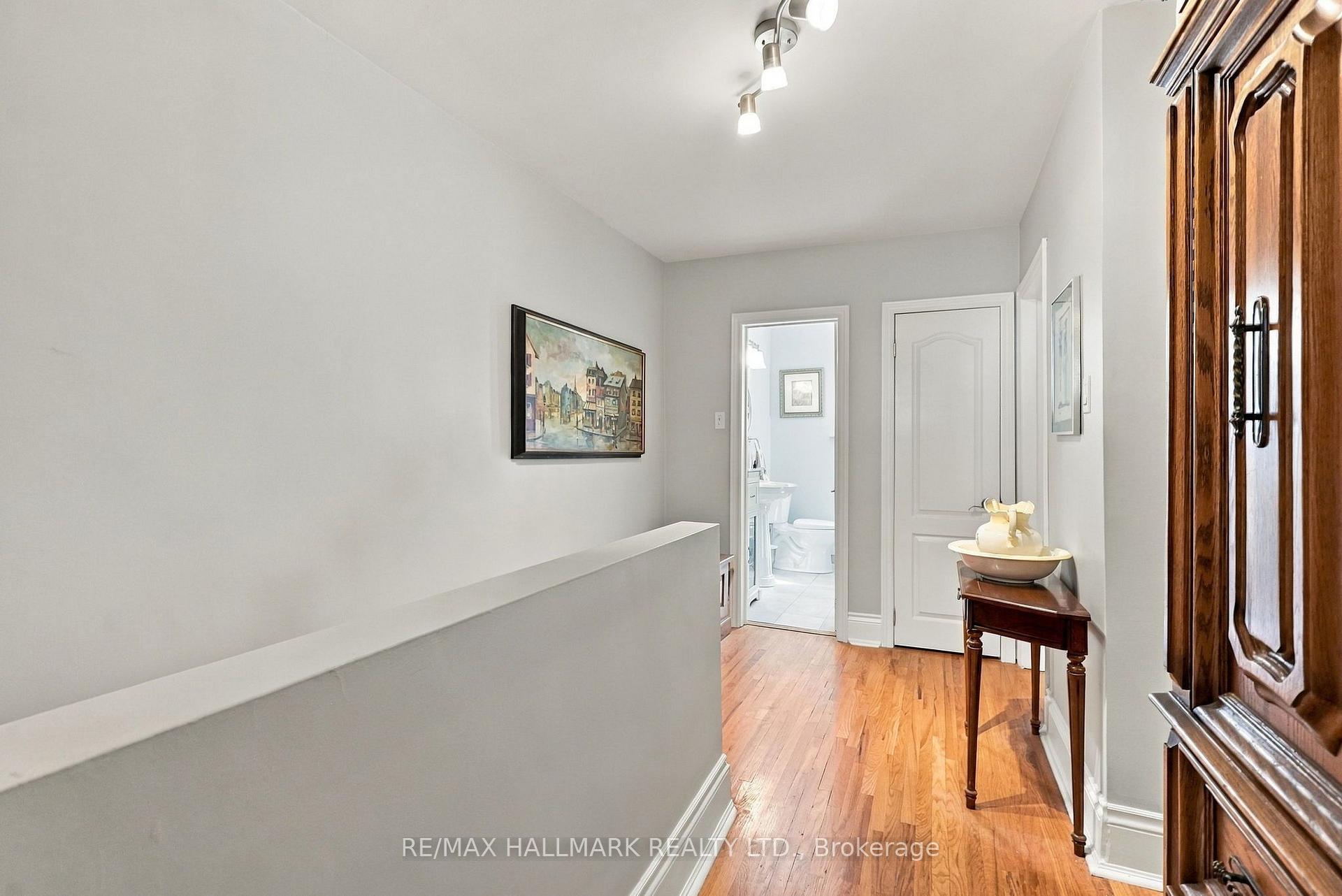 Photo 38 of 77 Glen Davis Crescent, Toronto, East End-Danforth — HOMEH