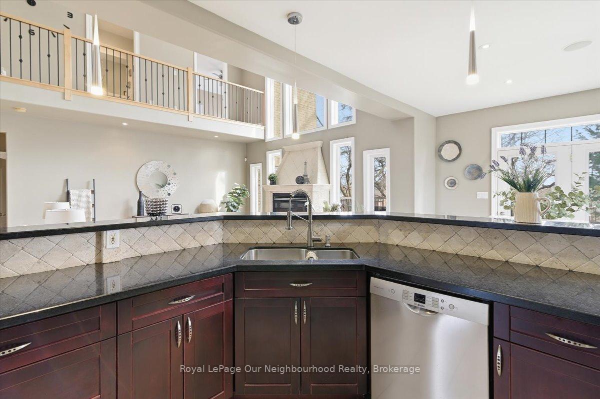 Photo 3 of 1879 Appleview Road, Pickering, Dunbarton — HOMEH