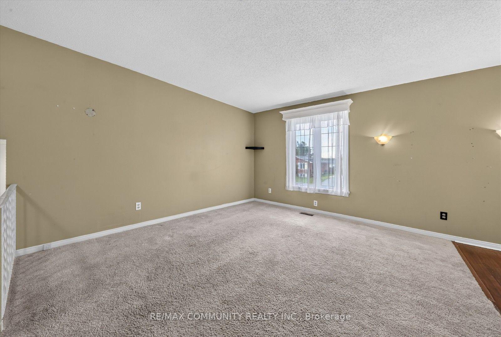 Photo 12 of 25 Tanner Drive, Stirling-Rawdon, Stirling Ward — HOMEH