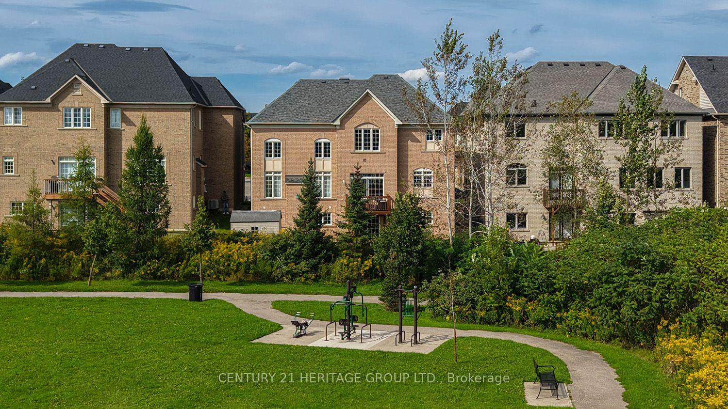Photo 32 of 9 Alpaca Drive, Richmond Hill, Jefferson — HOMEH