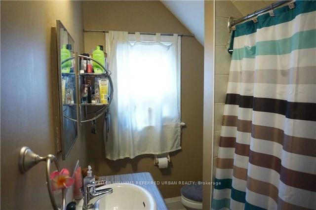 Photo 18 of Unit Upper, 591 Jane Street, Toronto, Runnymede-Bloor West Village — HOMEH
