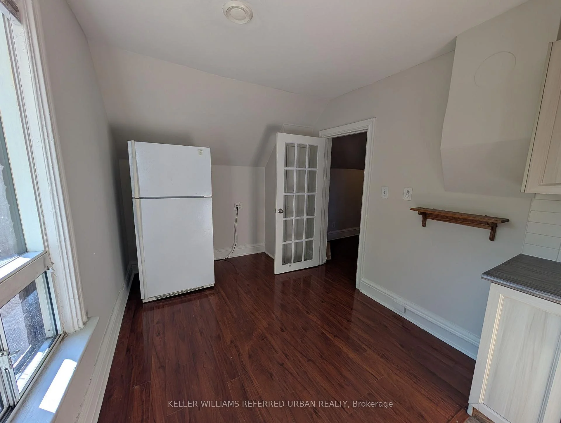 Photo 6 of Unit Upper, 591 Jane Street, Toronto, Runnymede-Bloor West Village — HOMEH